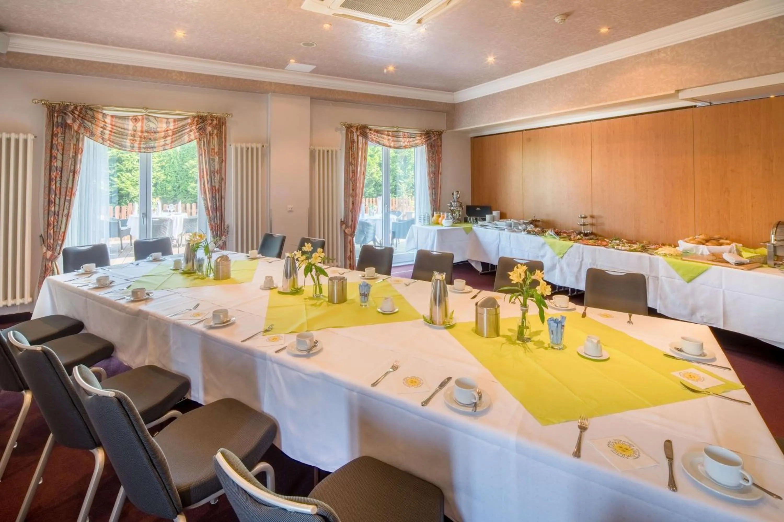 Meeting/conference room in Best Western Hotel Helmstedt am Lappwald