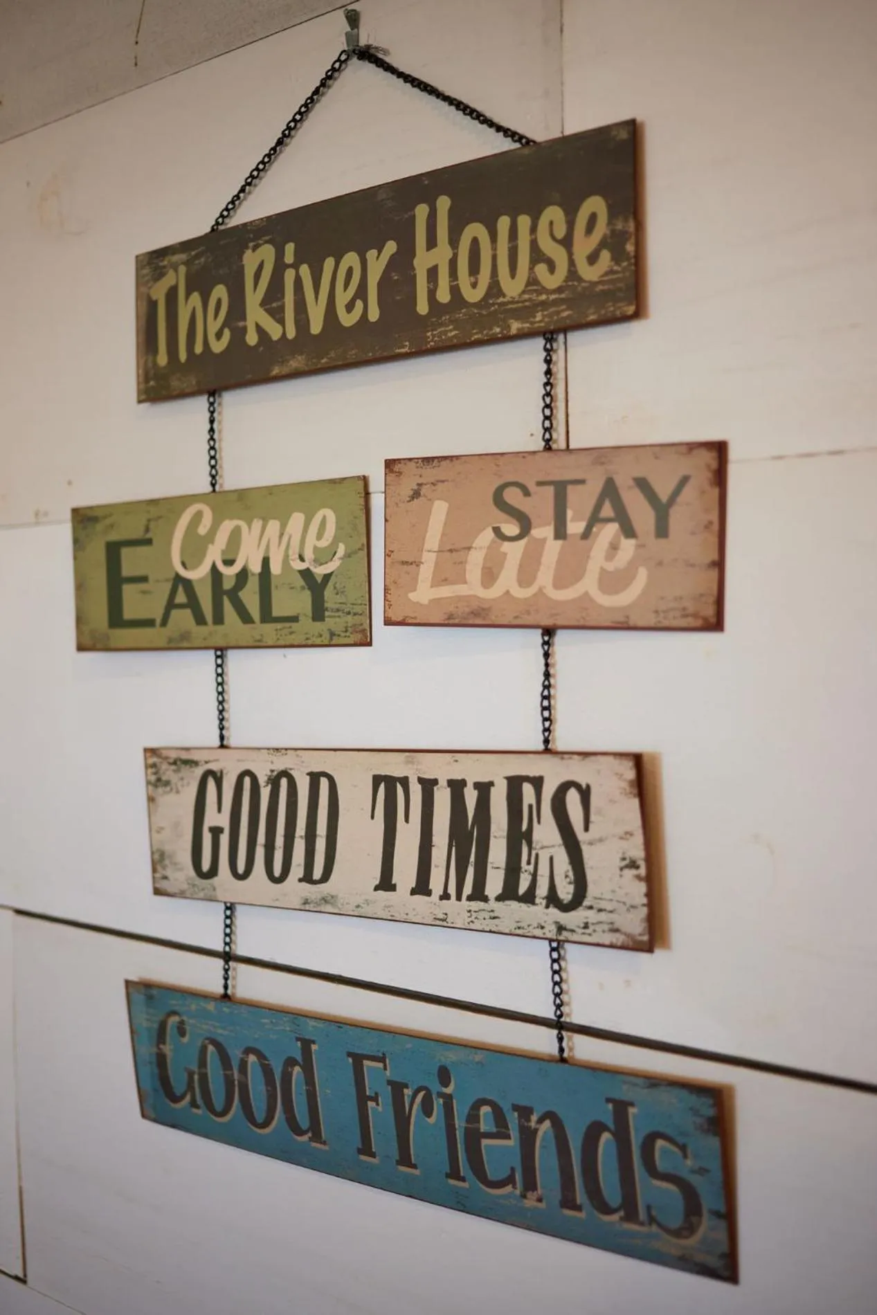 Logo/Certificate/Sign in River Rock Inn B&B