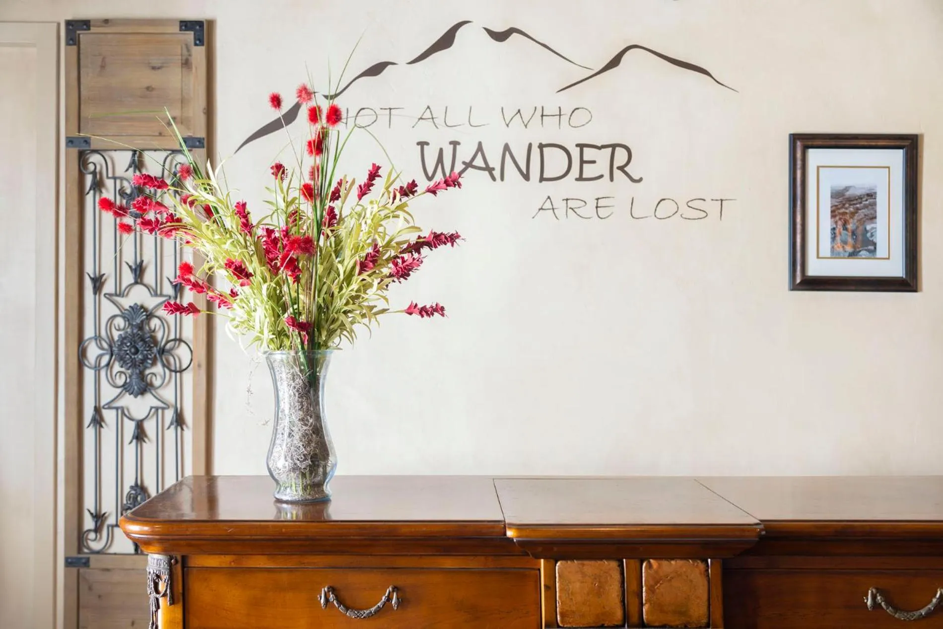 Logo/Certificate/Sign in River Rock Inn B&B