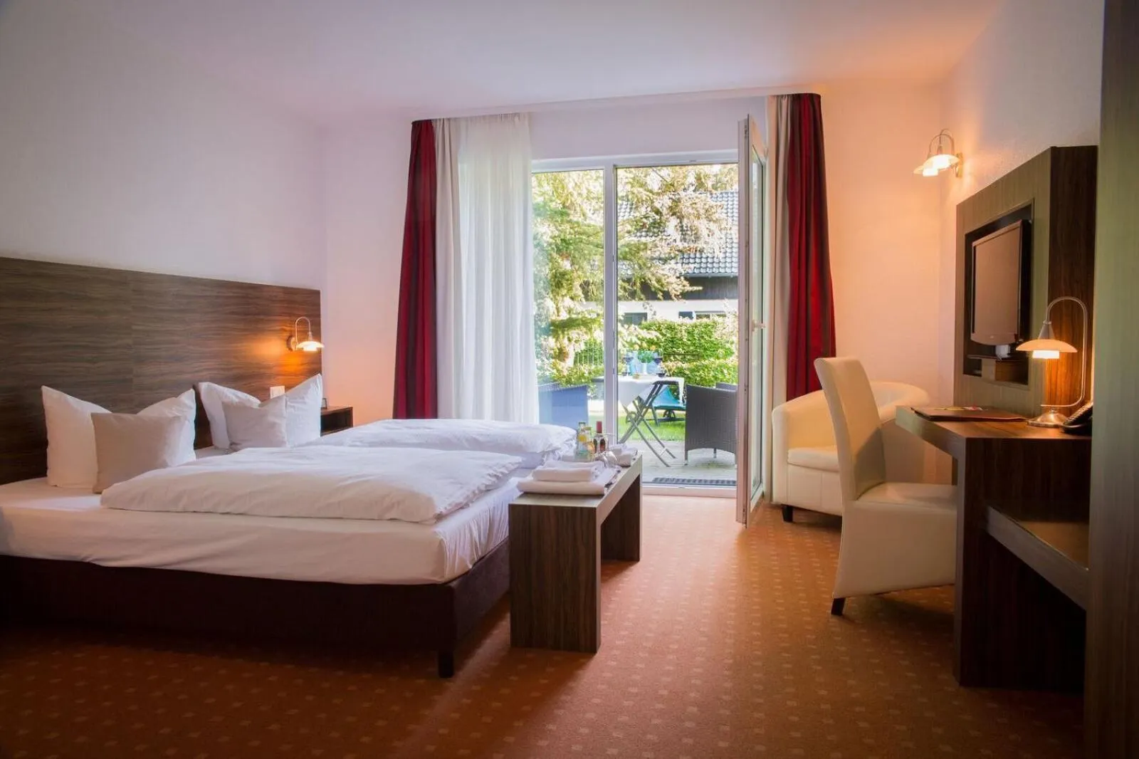 Photo of the whole room, Bed in Hotel & Restaurant Waldschlösschen