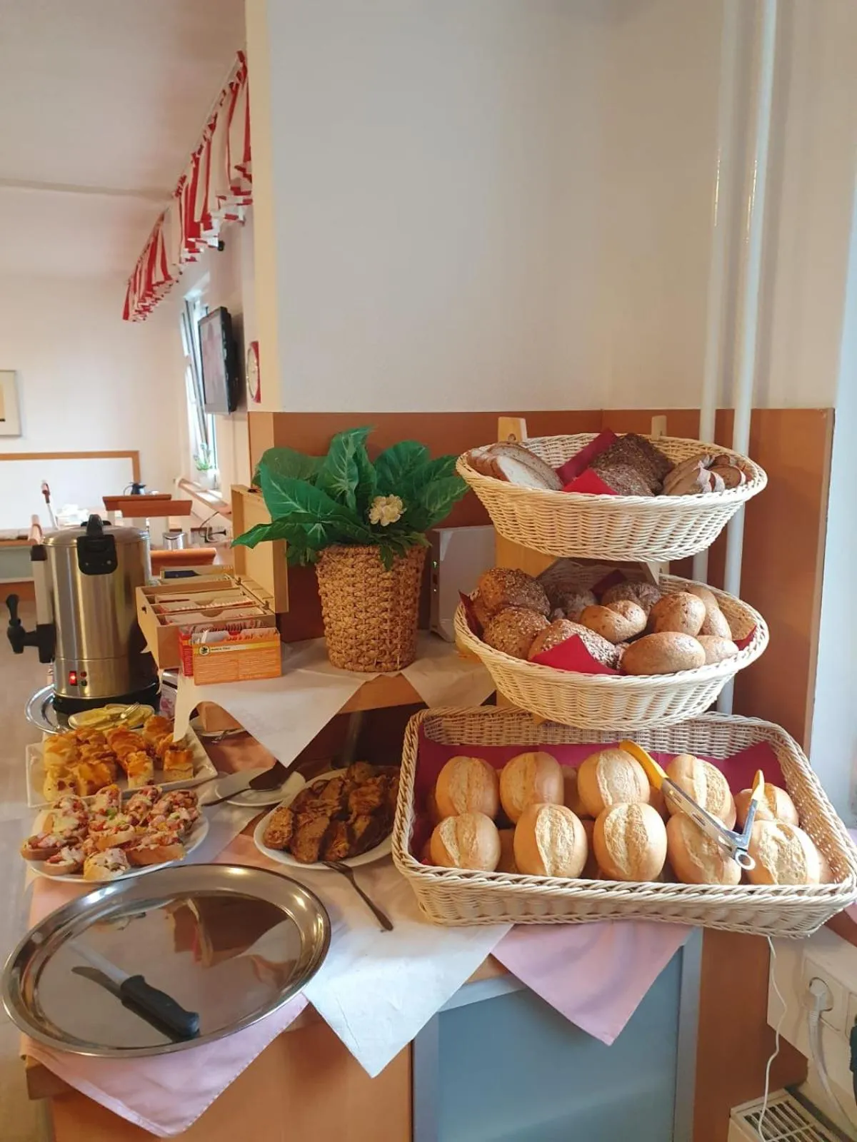 Breakfast in Apart Hotel Ferdinand Berlin