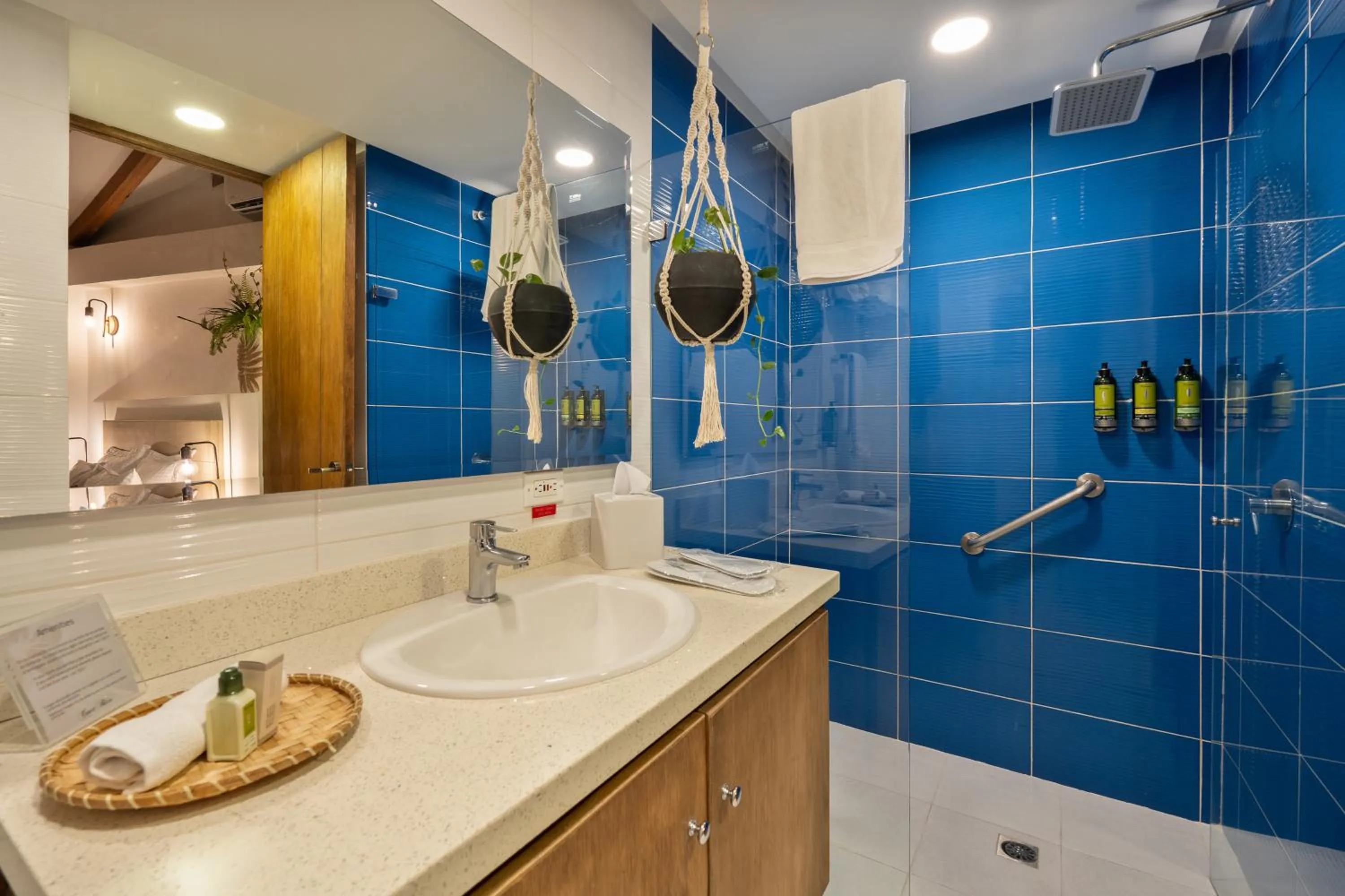 Bathroom in Casa Bixa Hotel Boutique -Santa Fe de Antioquia- Mayores de 12 años