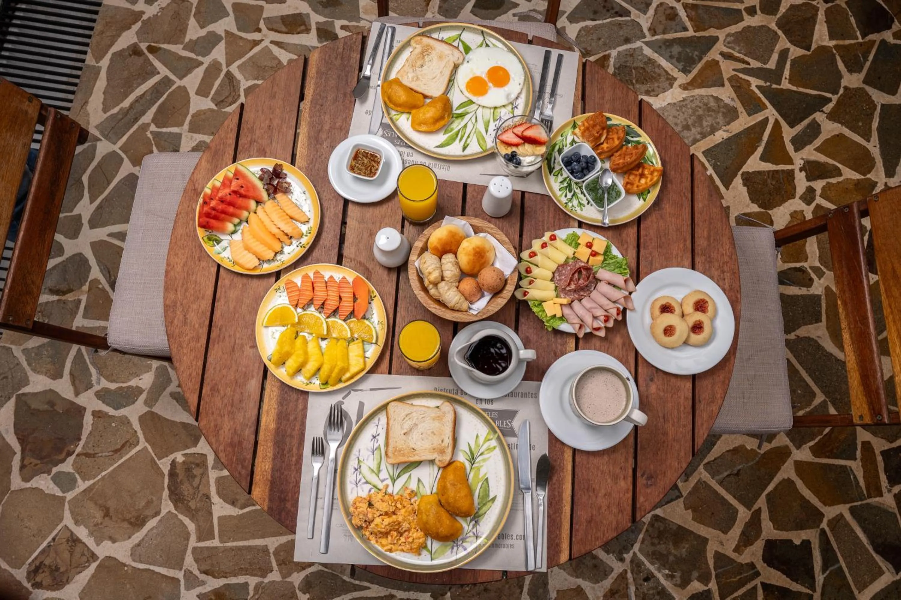 Breakfast in Casa Bixa Hotel Boutique -Santa Fe de Antioquia- Mayores de 12 años