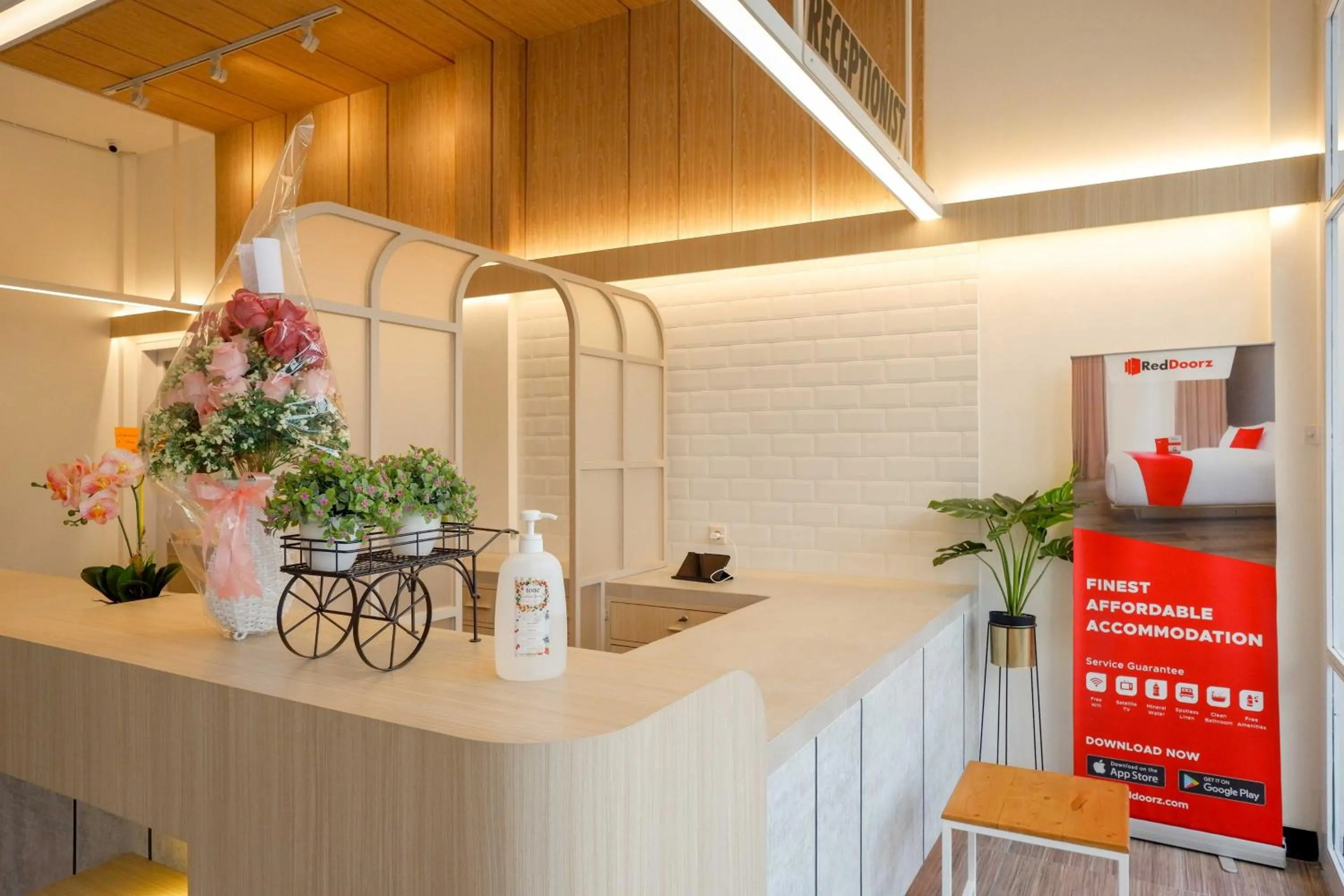 Lobby or reception in RedDoorz near Universitas Muhammadiyah Purwokerto