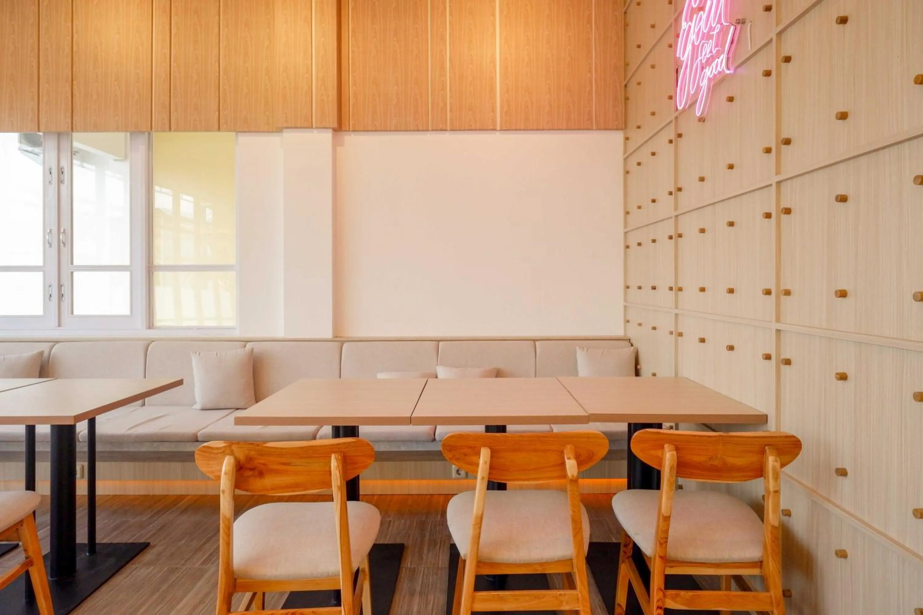 Restaurant/places to eat in RedDoorz near Universitas Muhammadiyah Purwokerto