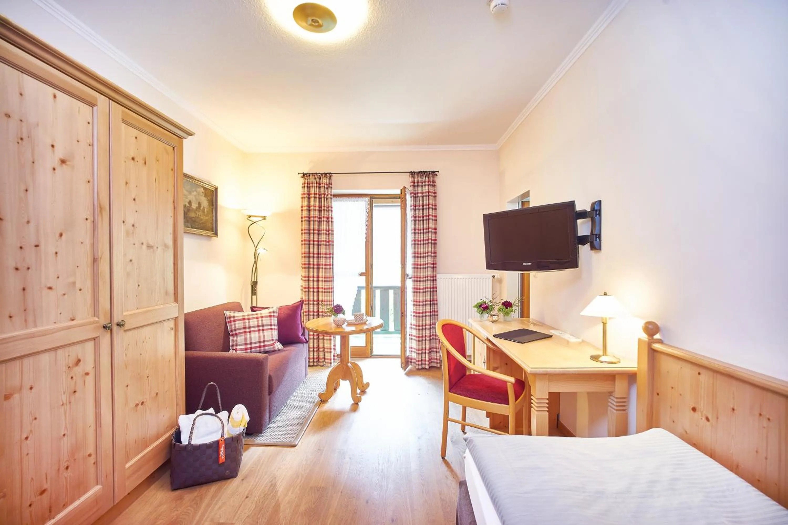 Photo of the whole room, Bed in Hotel Klosterhotel Ludwig der Bayer