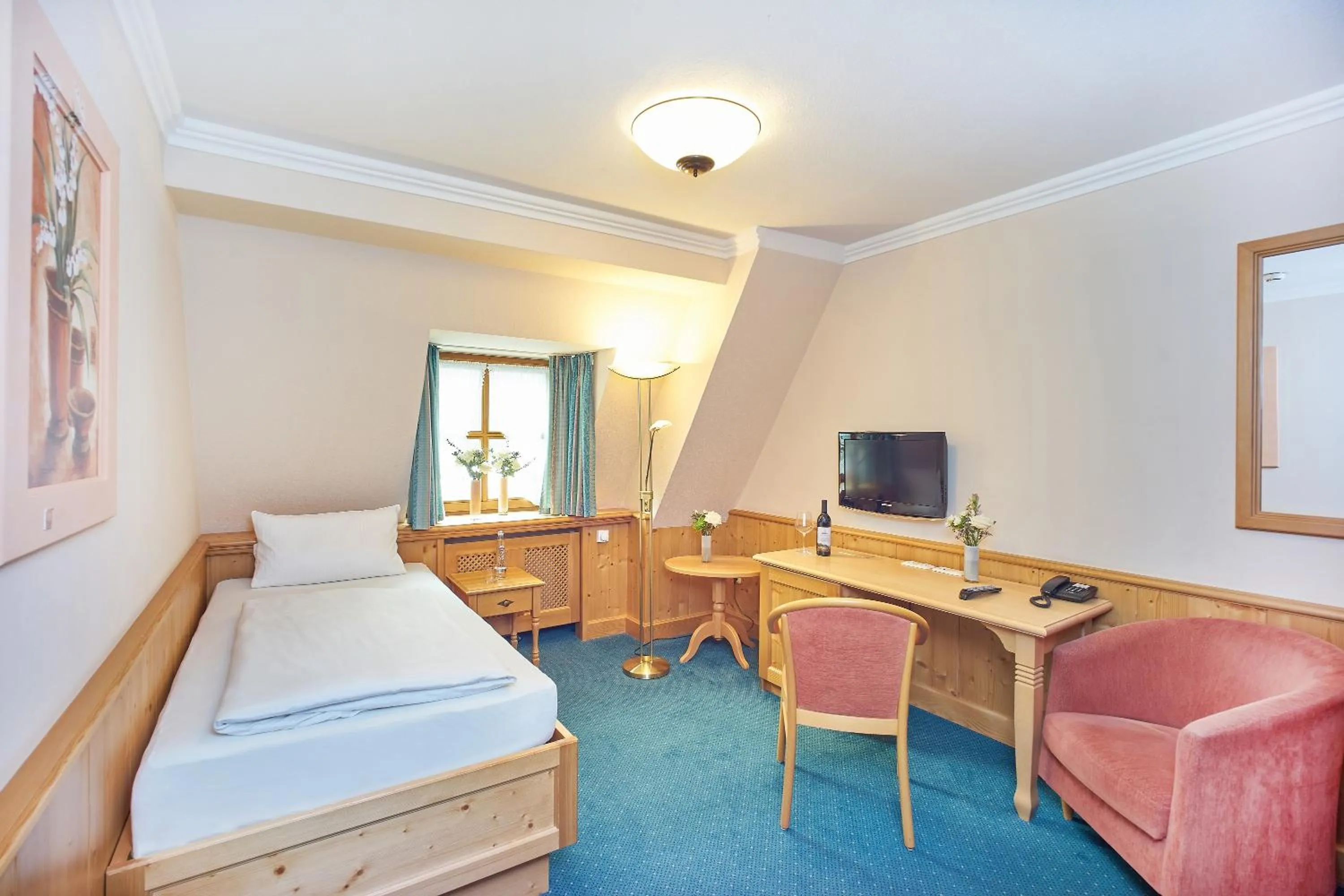 Photo of the whole room, Bed in Hotel Klosterhotel Ludwig der Bayer