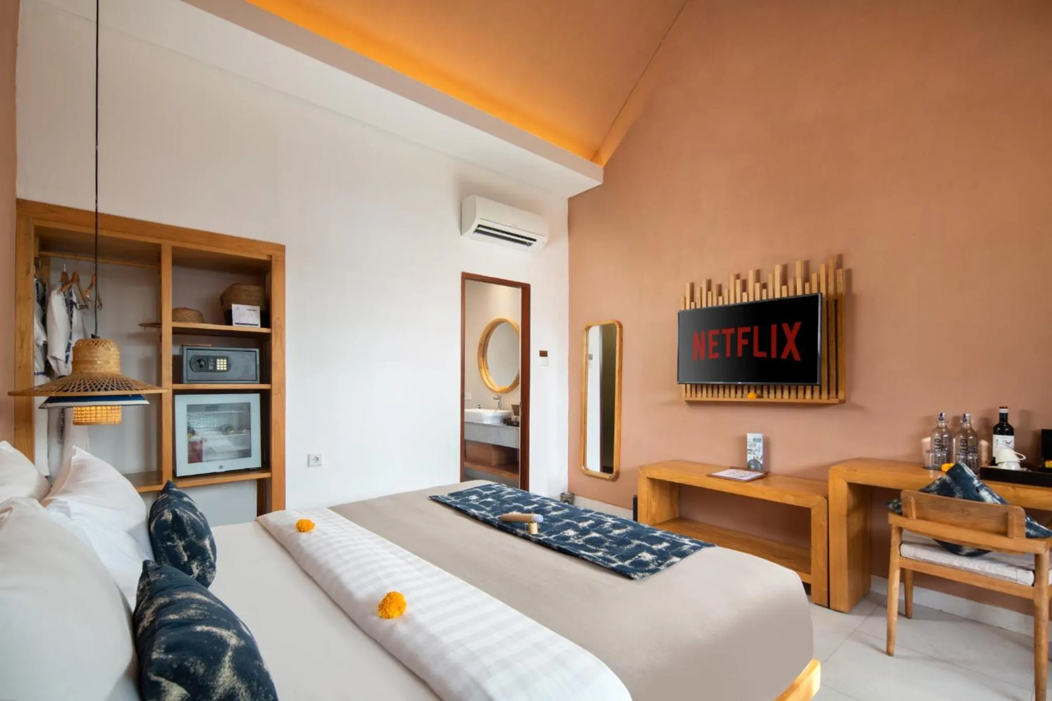 Bedroom, Bed in Aeera Villa Canggu by Ini Vie Hospitality