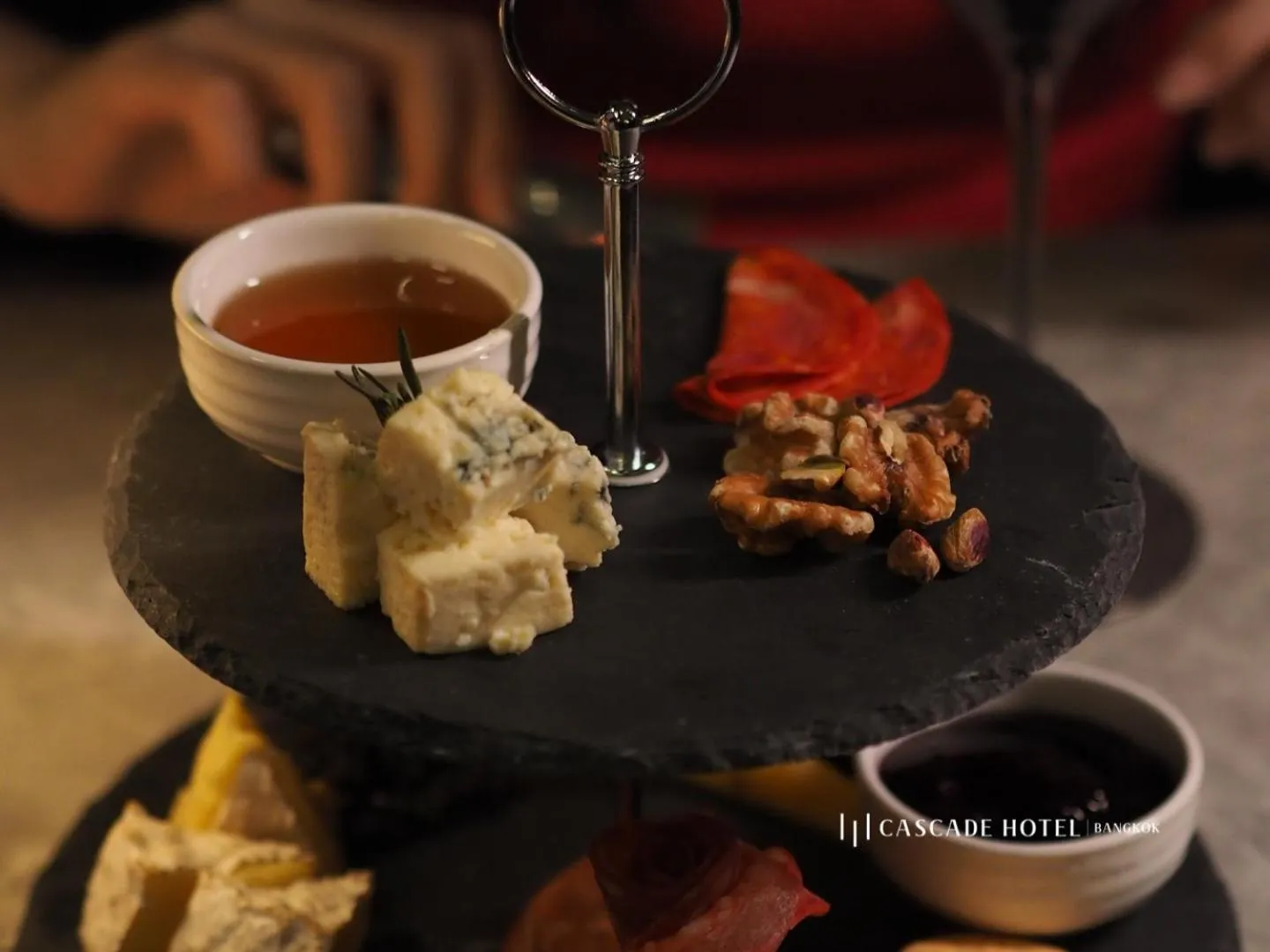 Restaurant/places to eat in Cascade Hotel Bangkok