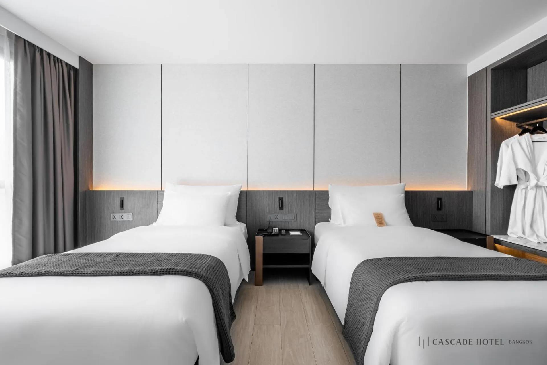 Bedroom, Bed in Cascade Hotel Bangkok