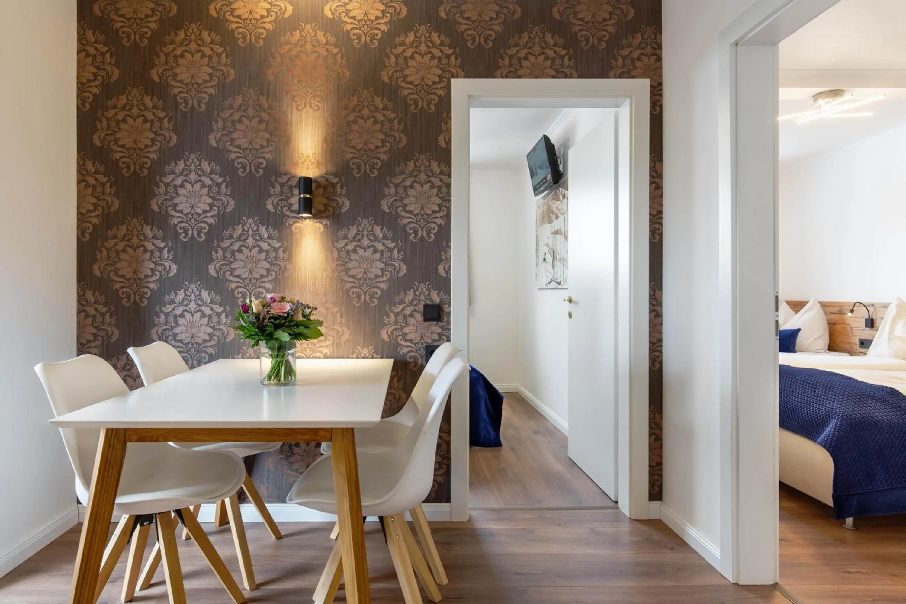 Living room, Bed in Boutique Hotel ANYBODY