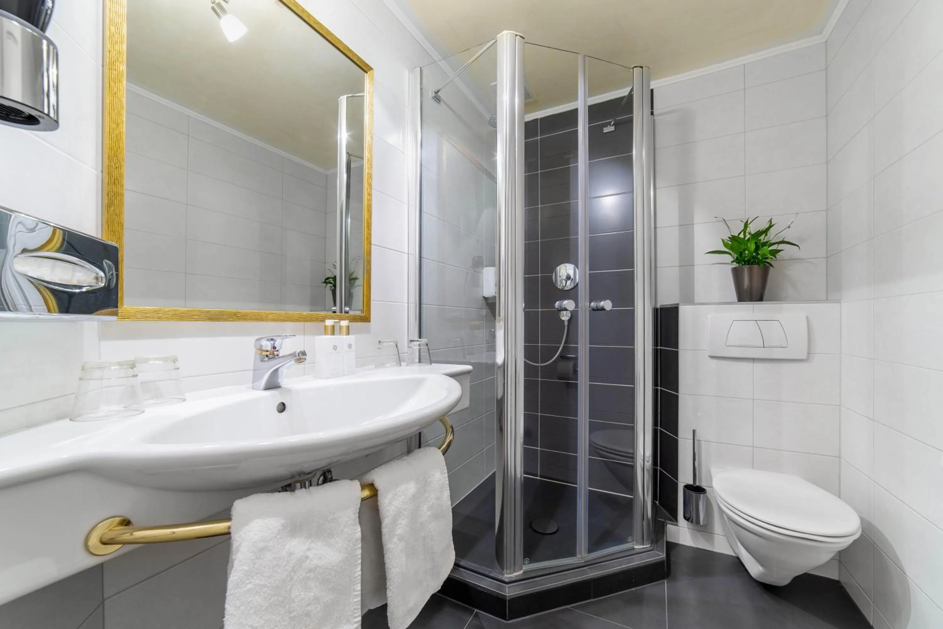 Bathroom in Boutique Hotel ANYBODY