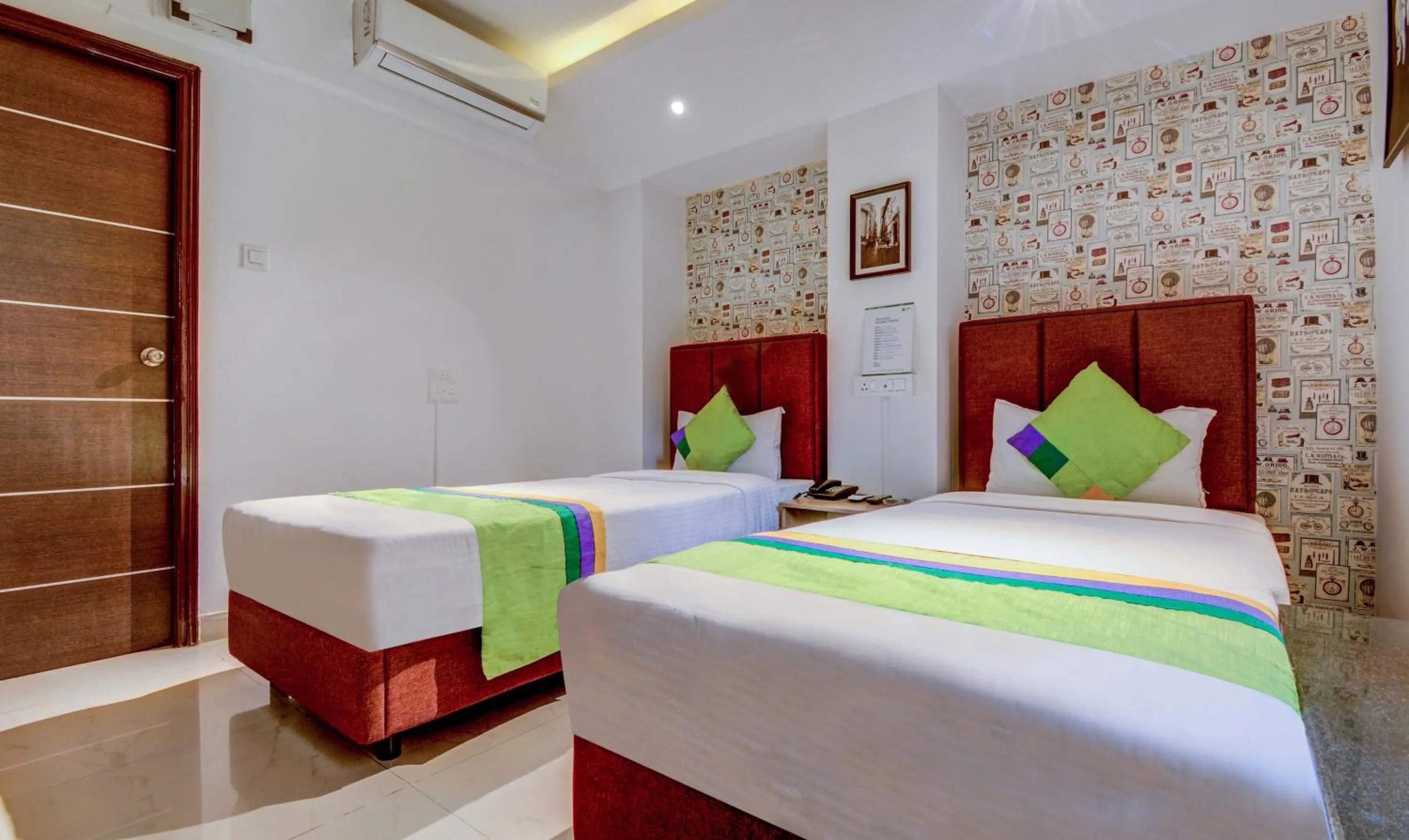 Bedroom, Bed in Treebo Iris Suites