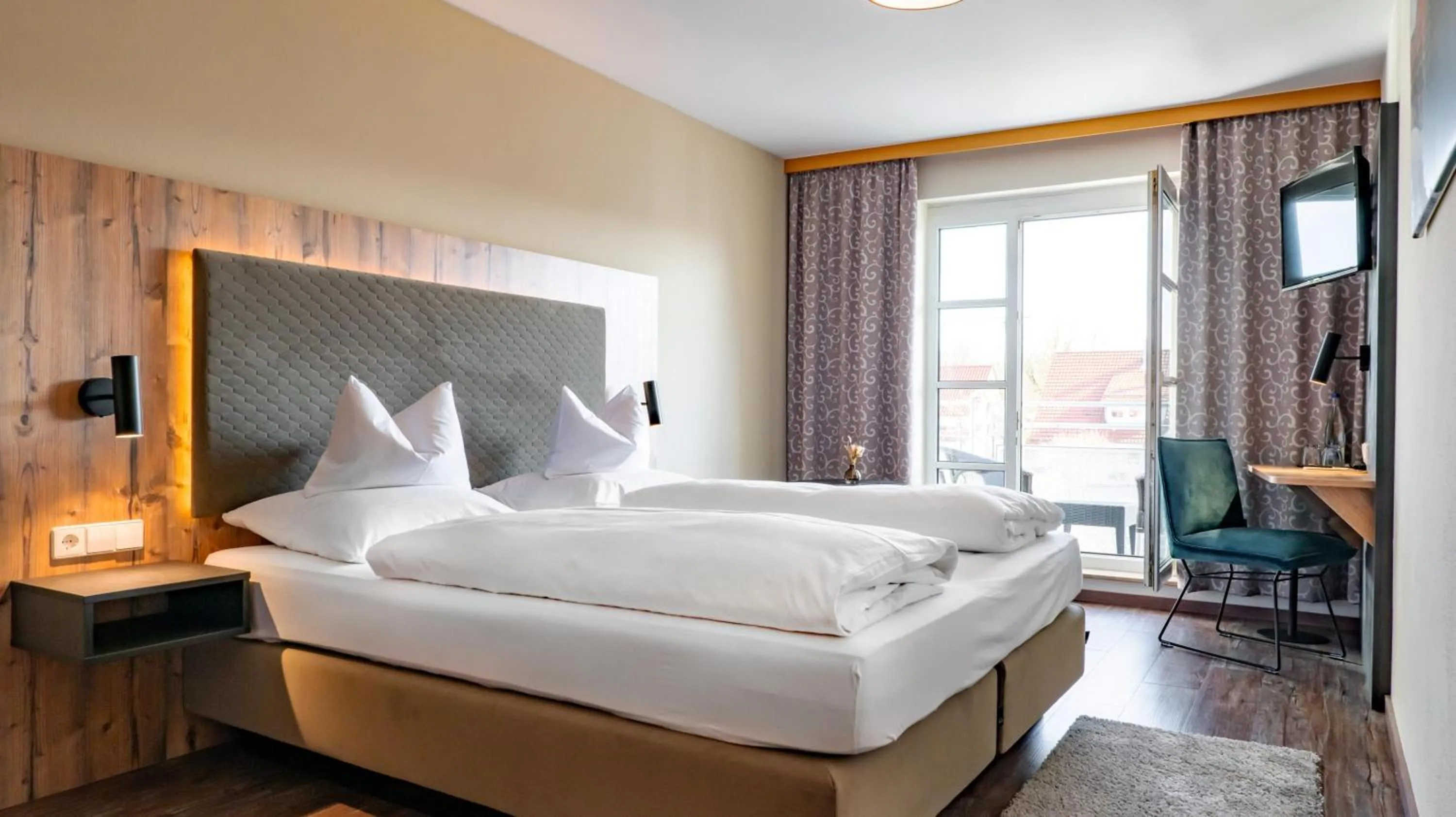 Bed in Hotel & Restaurant Post