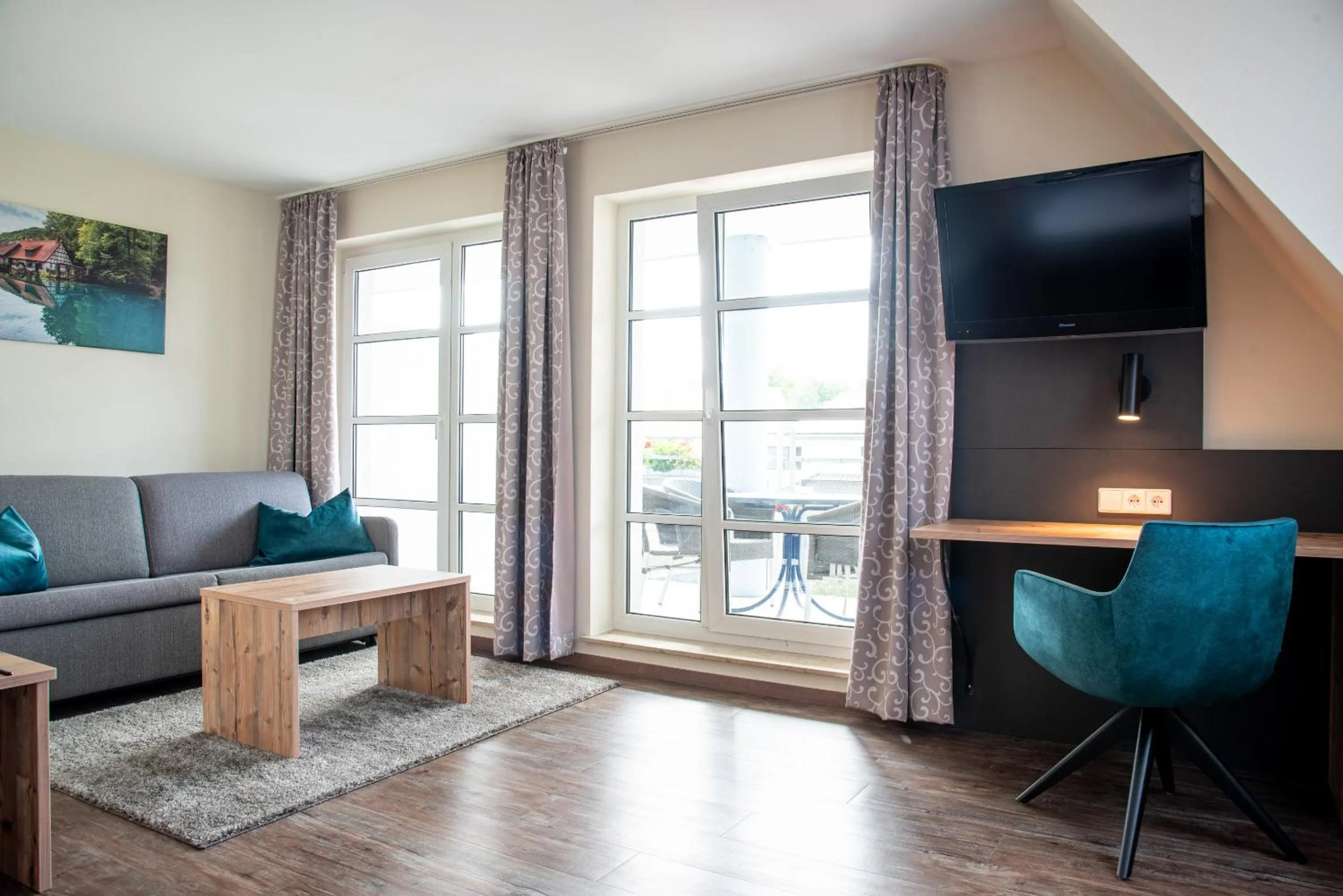 TV and multimedia in Hotel & Restaurant Post