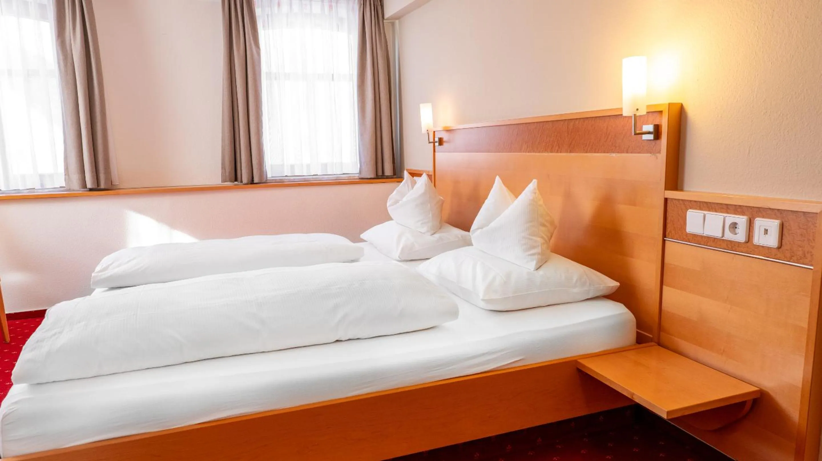 Bed in Hotel & Restaurant Post