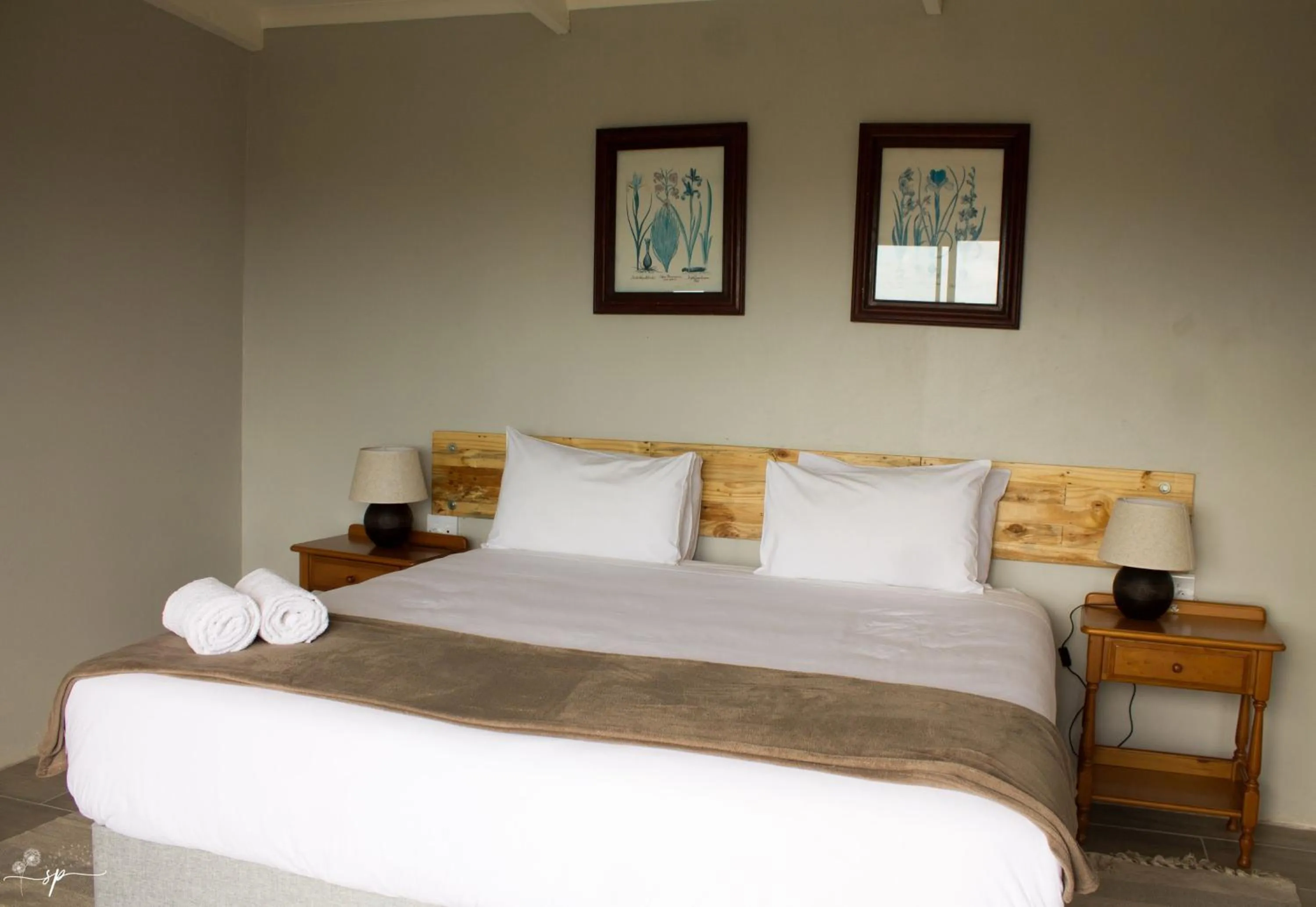 Bed in Ollivanders Estate