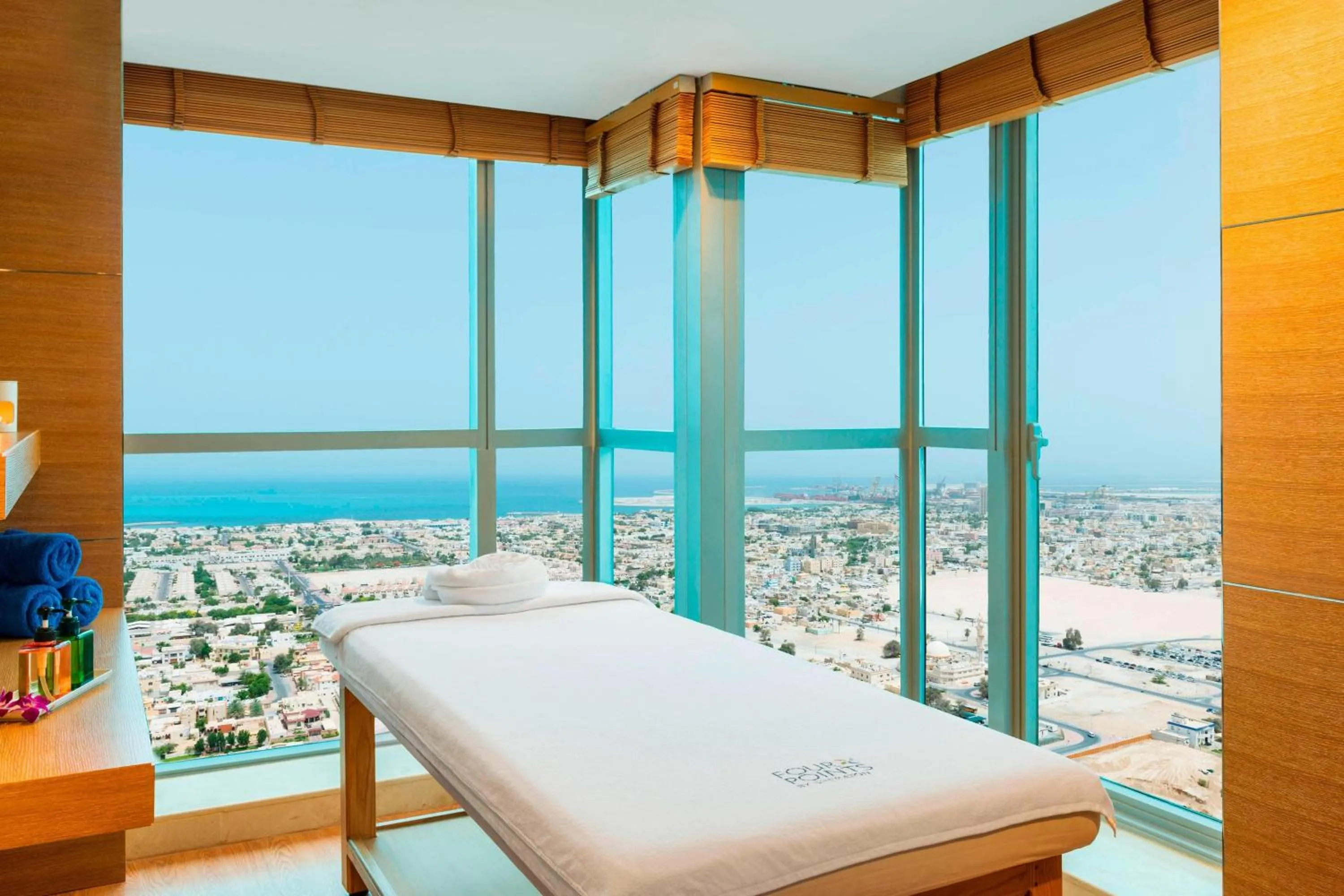 Fitness centre/facilities in Four Points by Sheraton Sheikh Zayed Road