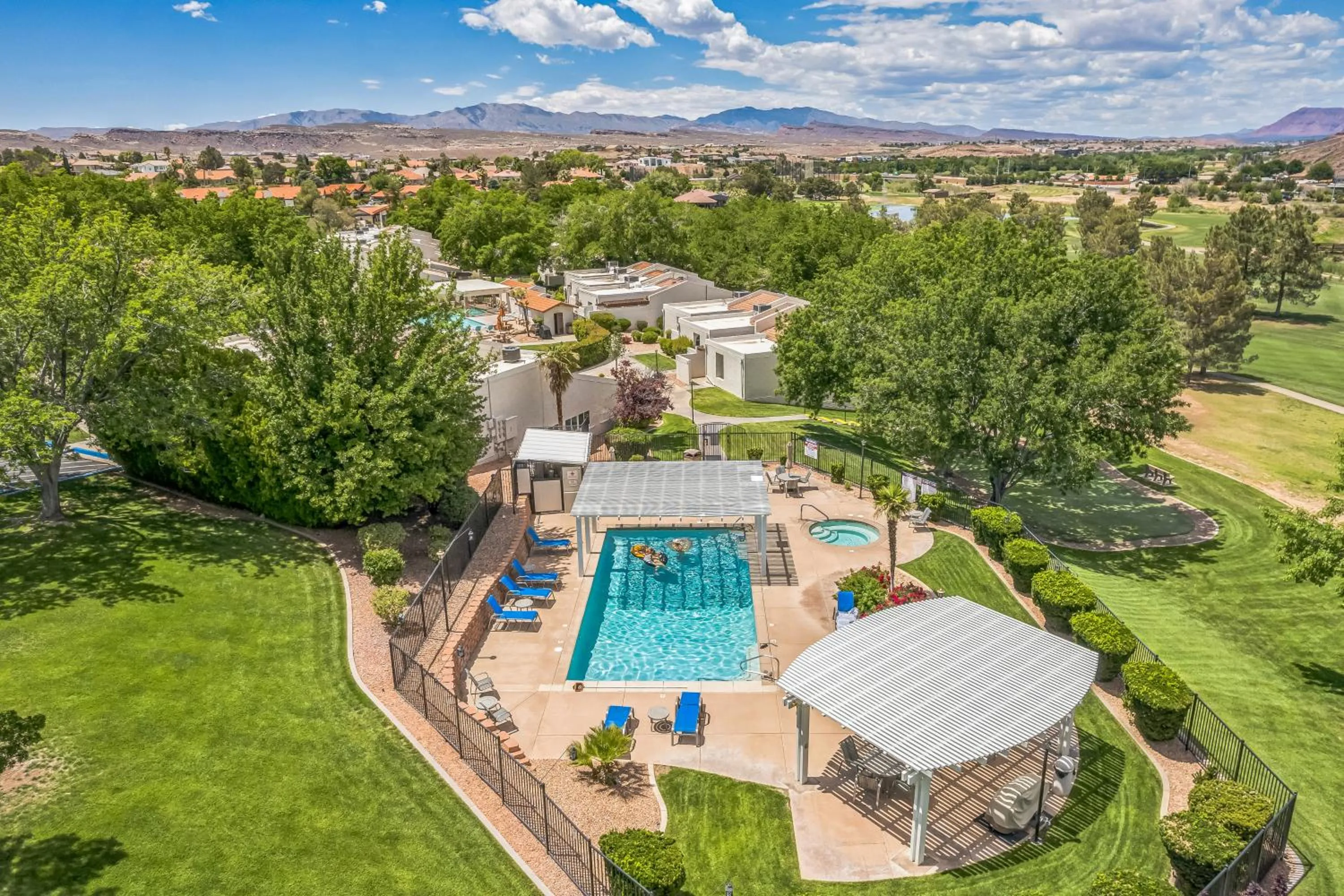 Day in Villas at Southgate