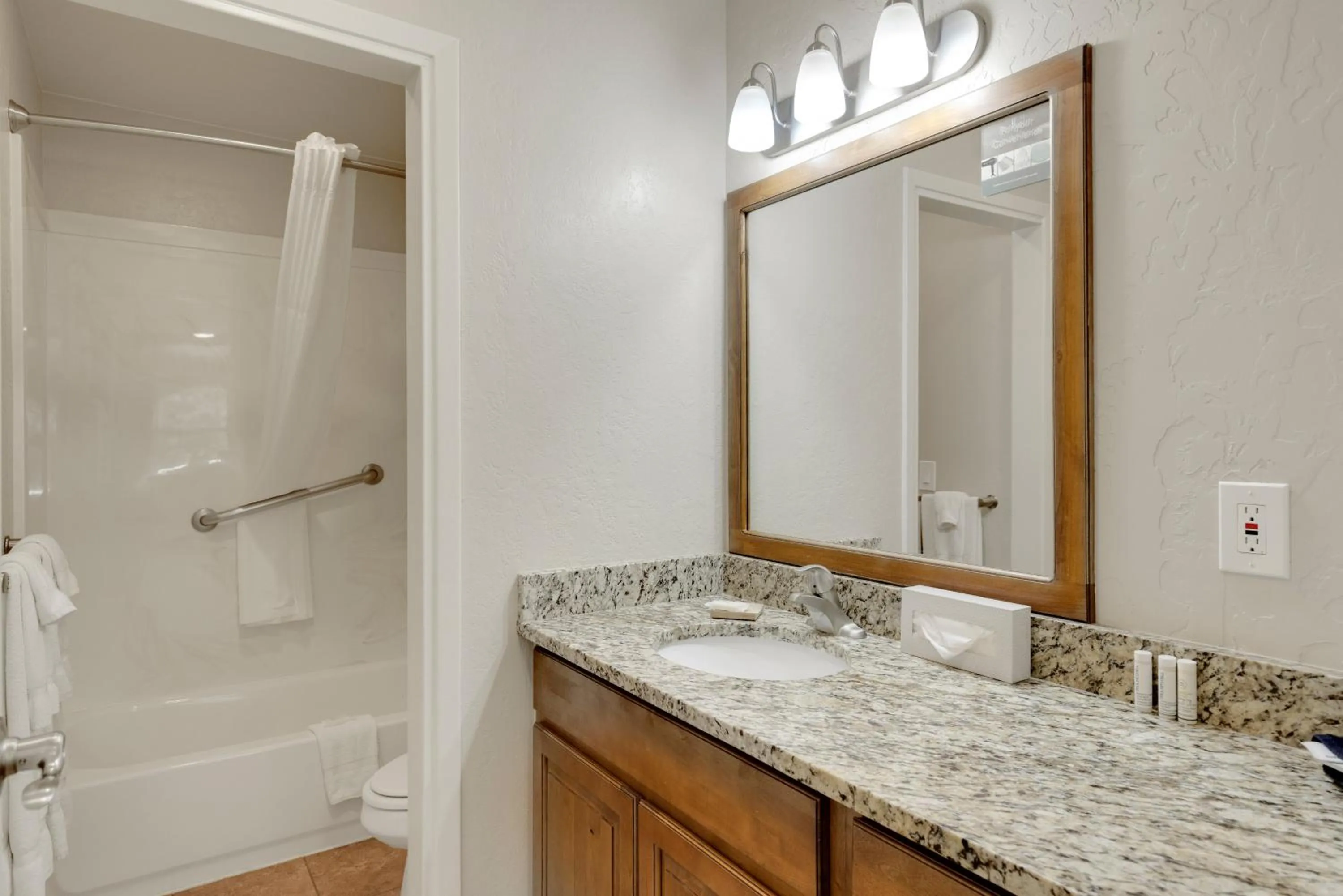 Shower in Villas at Southgate