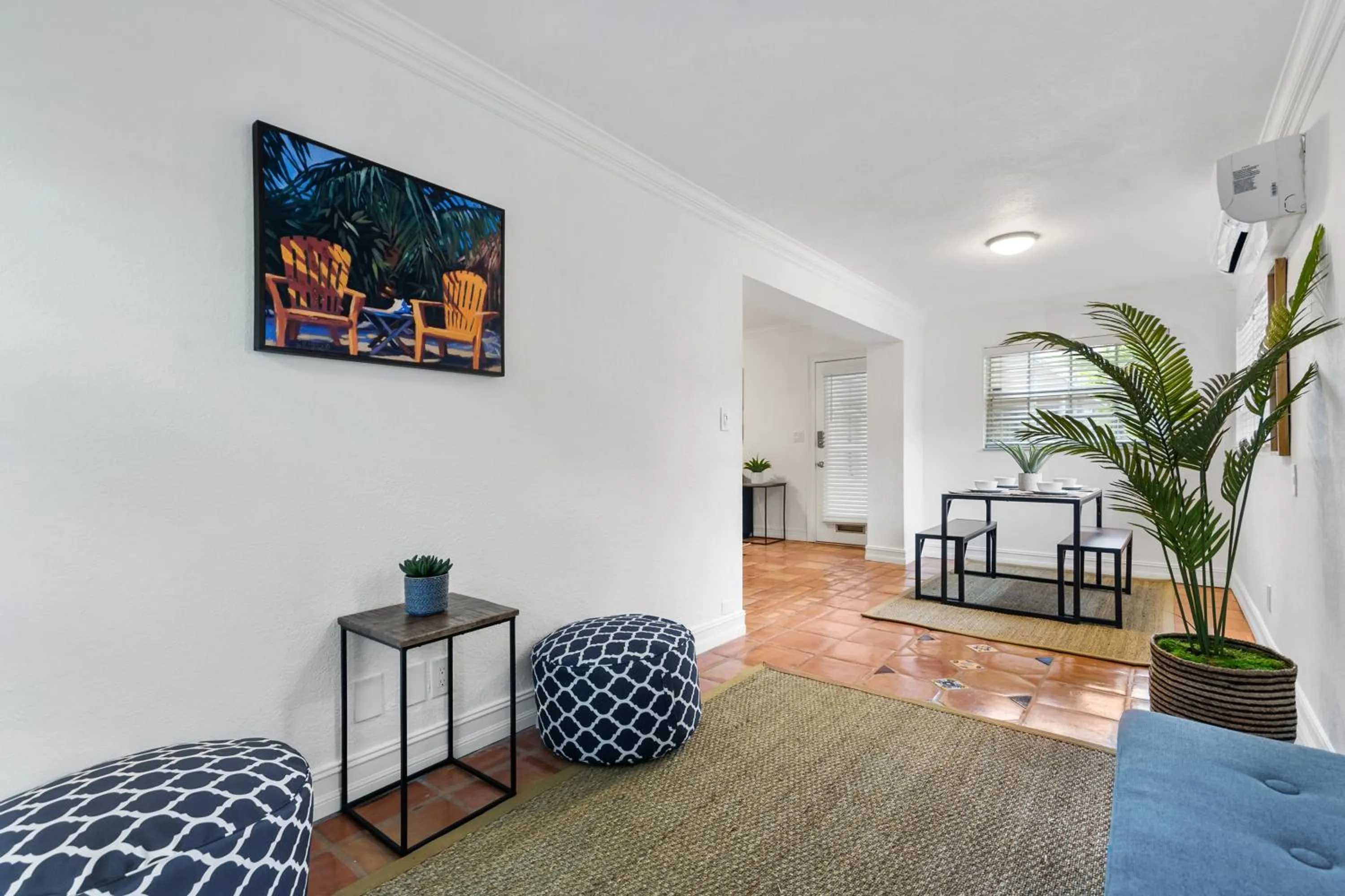 Seating area in Alani Bay Villas