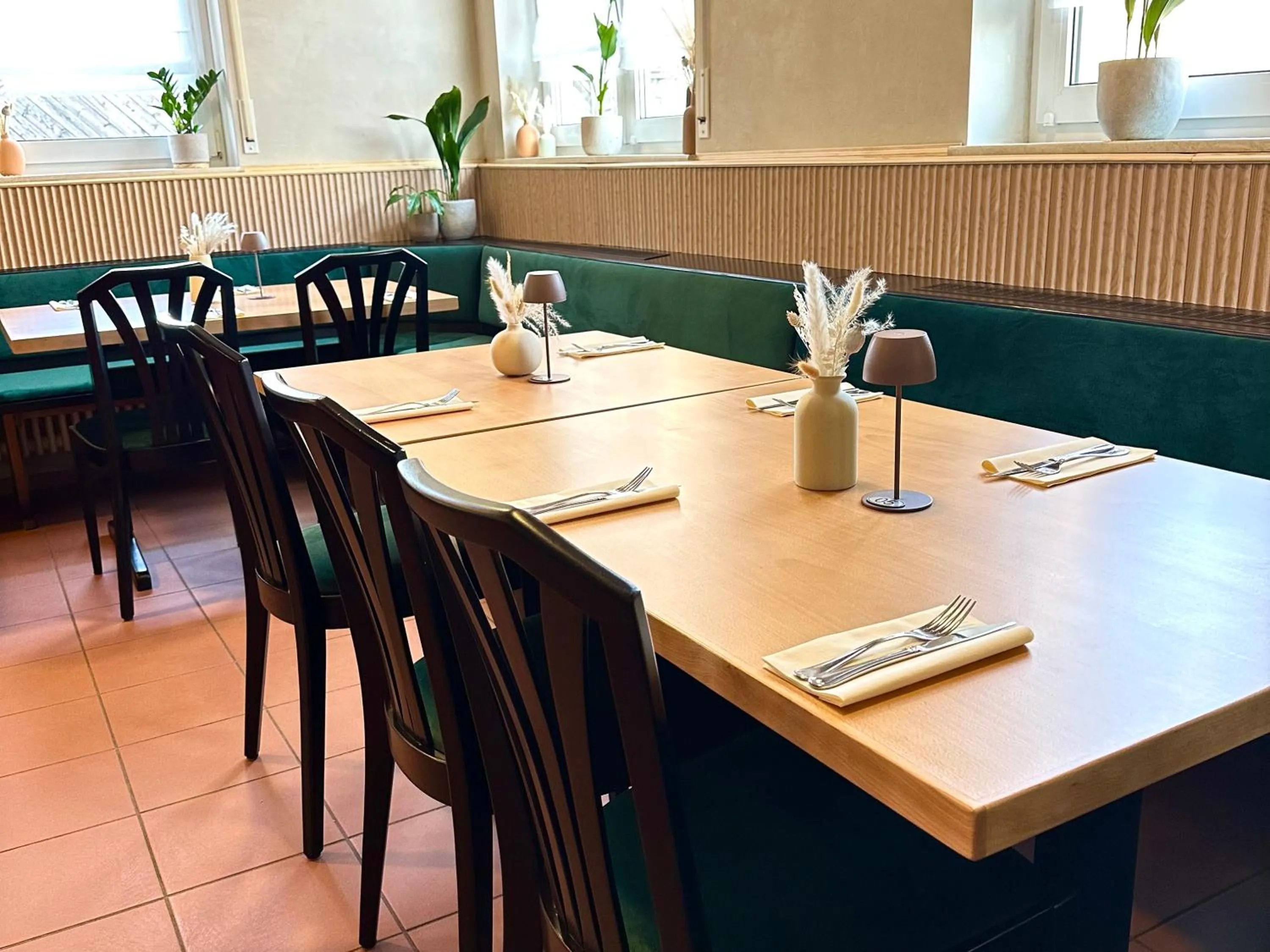 Restaurant/places to eat in Altes Rathaus am Elz Garten