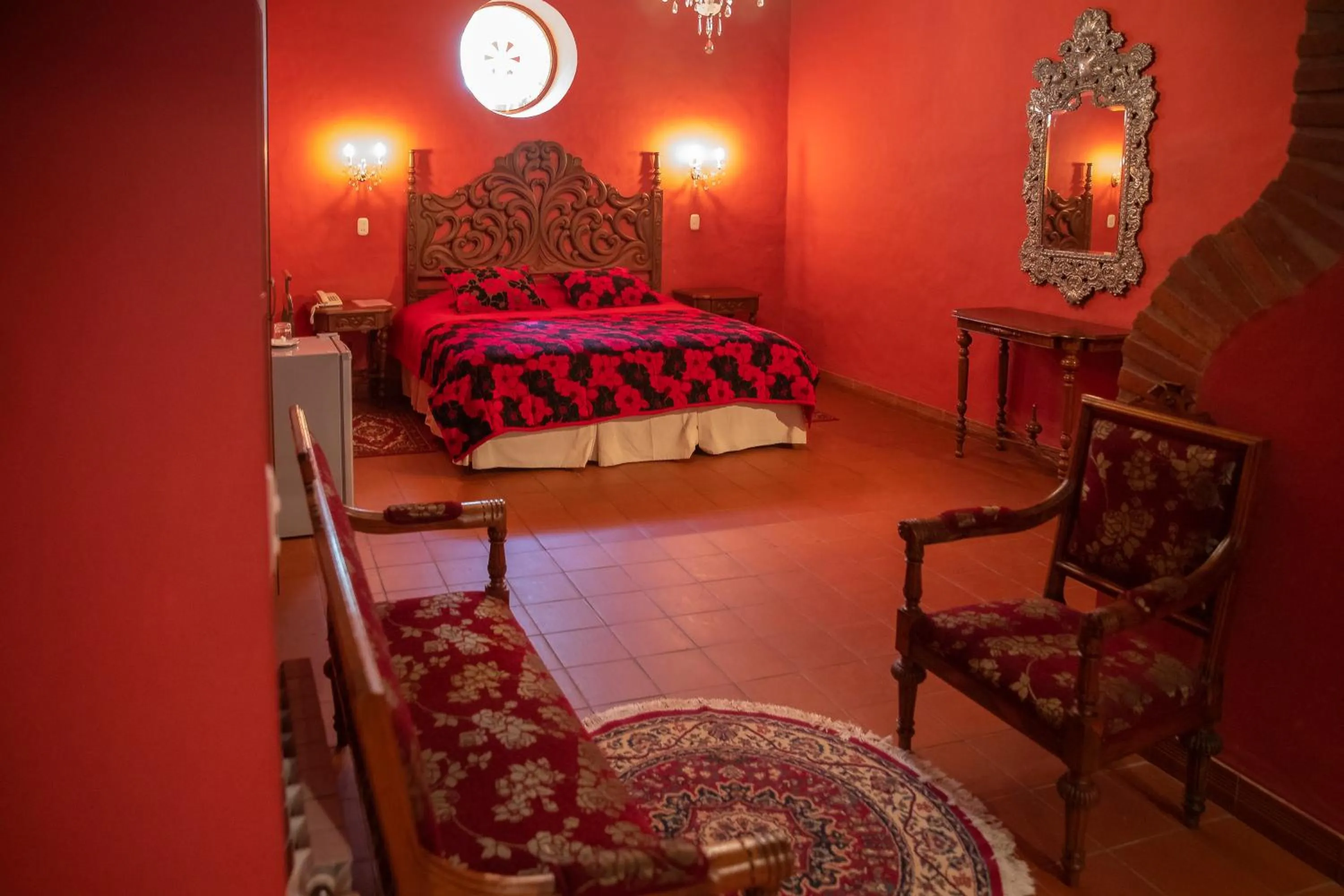 Bed in Hotel Monasterio