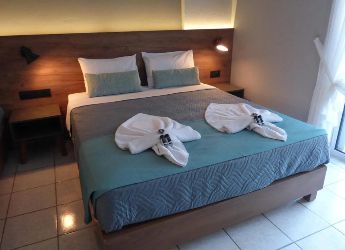 Bed in Poledas Apartments