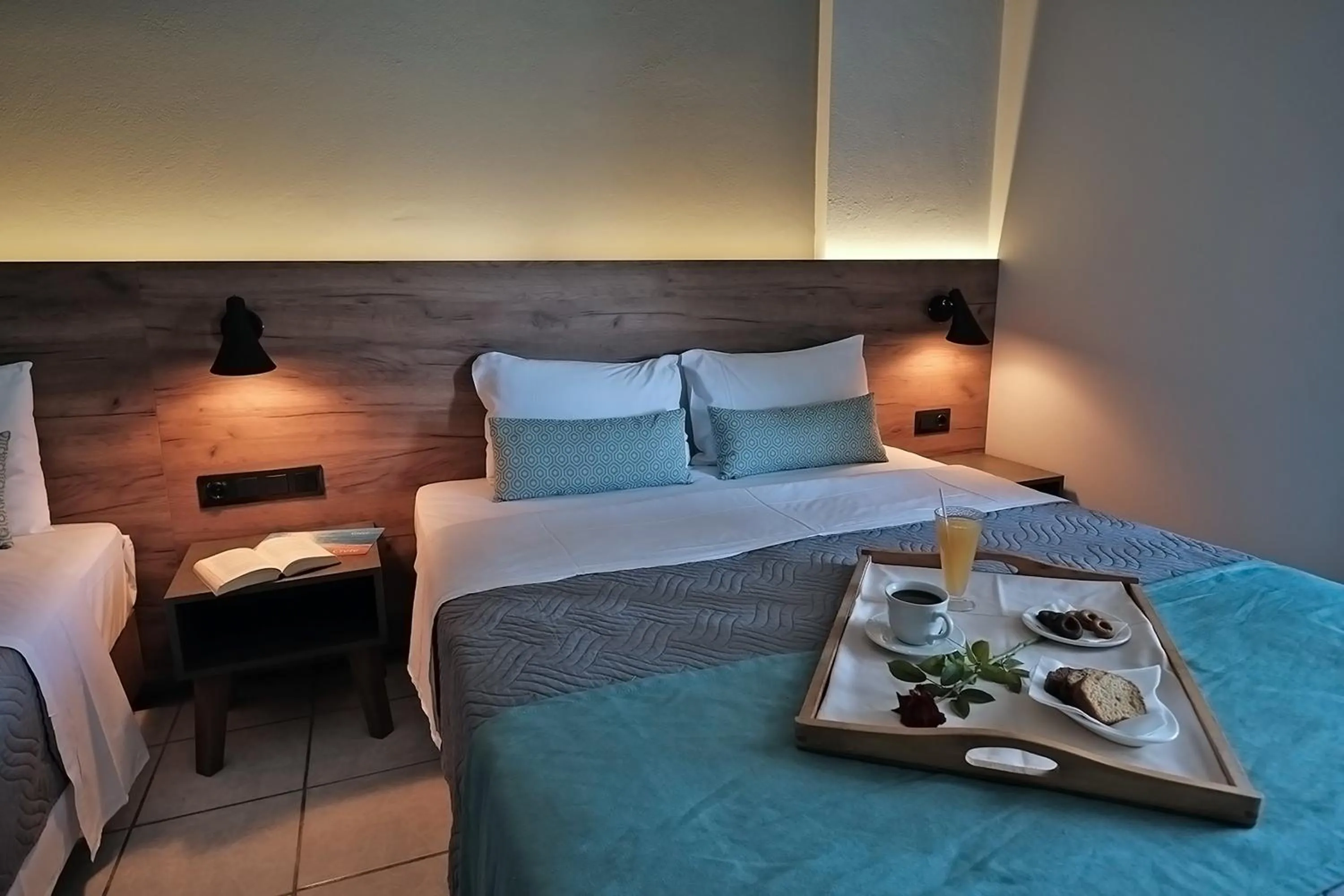 Bed in Poledas Apartments