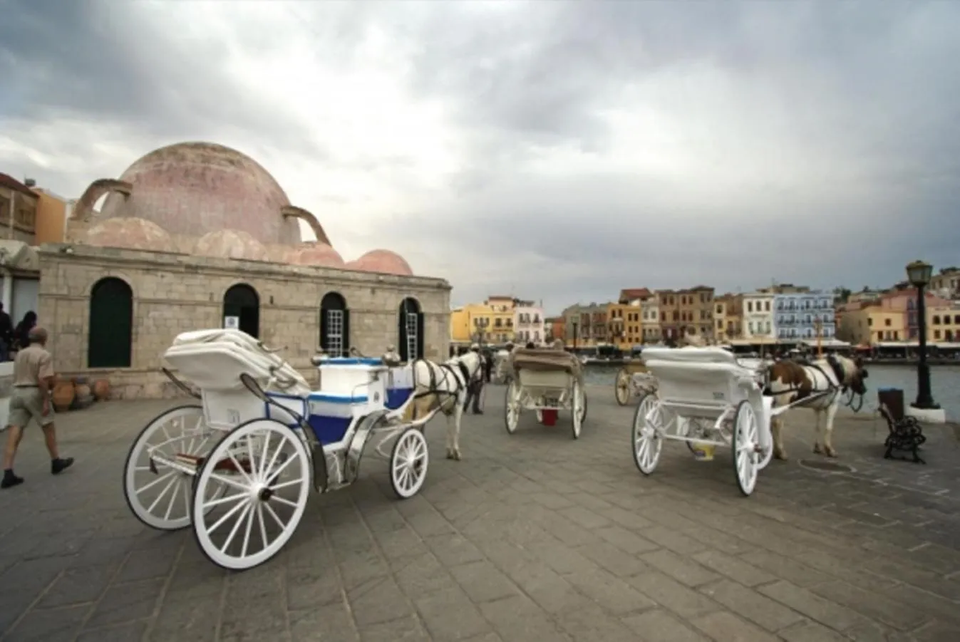 Nearby landmark in Poledas Apartments