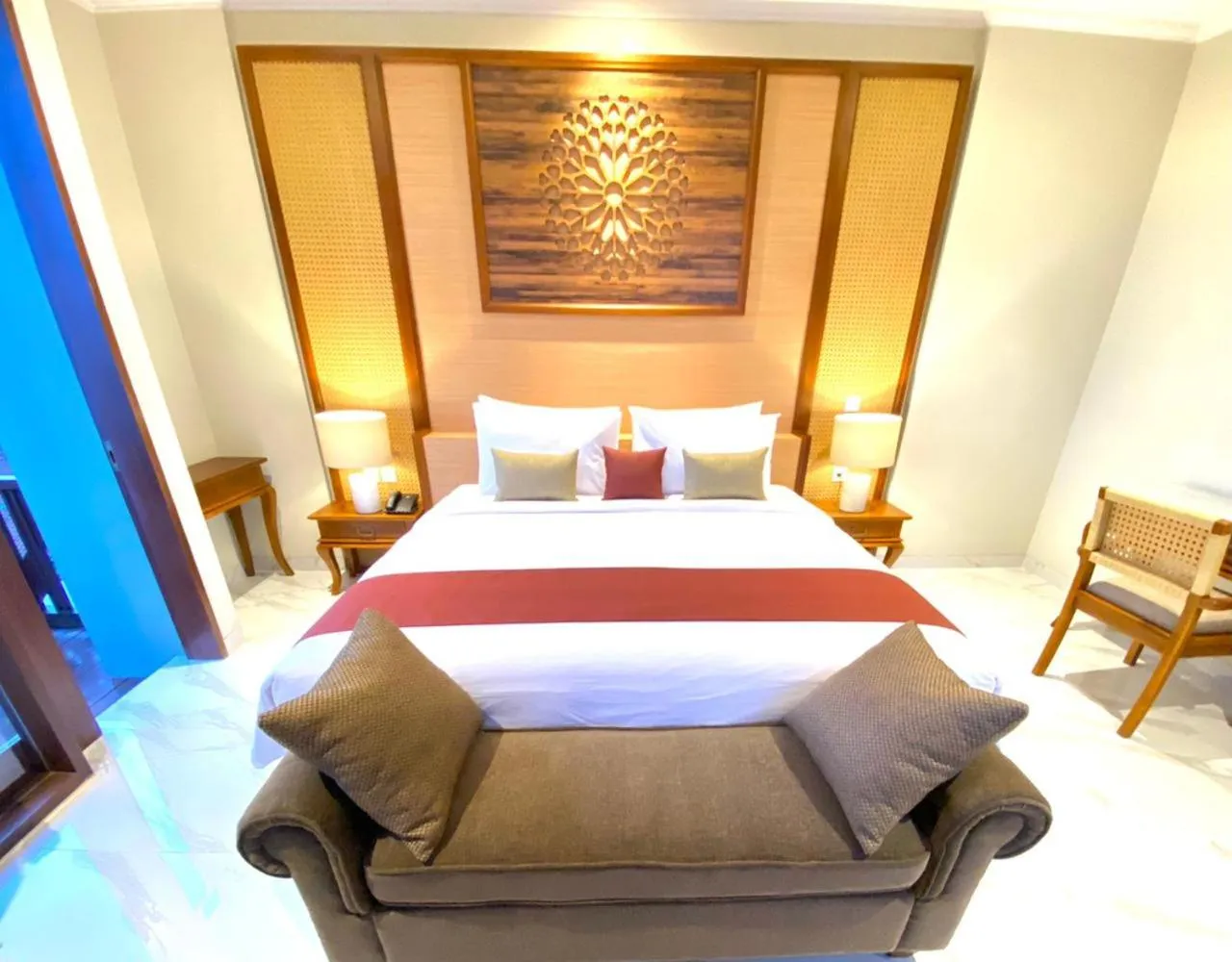 Property building, Bed in Kayangan Boutique Hotel