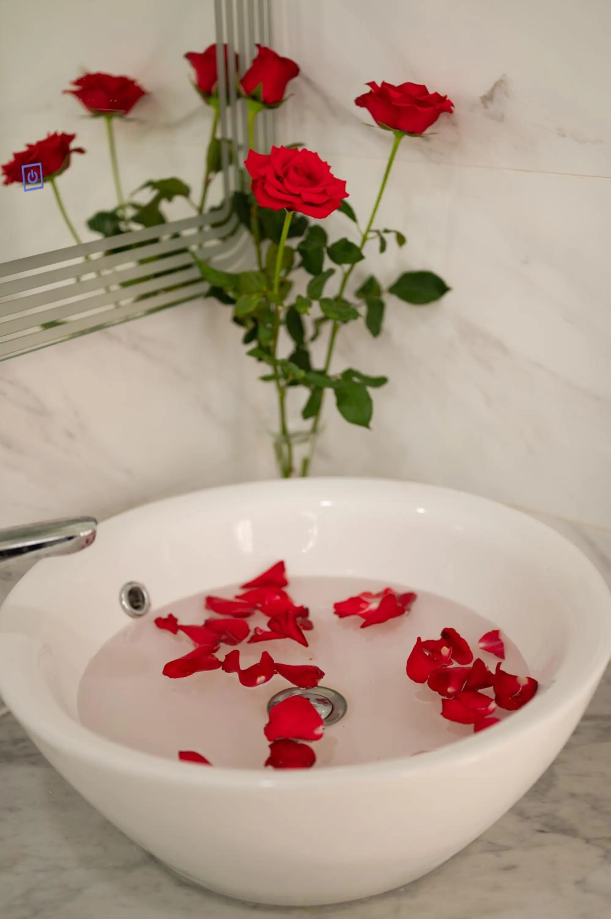 Shower in The View Hotel