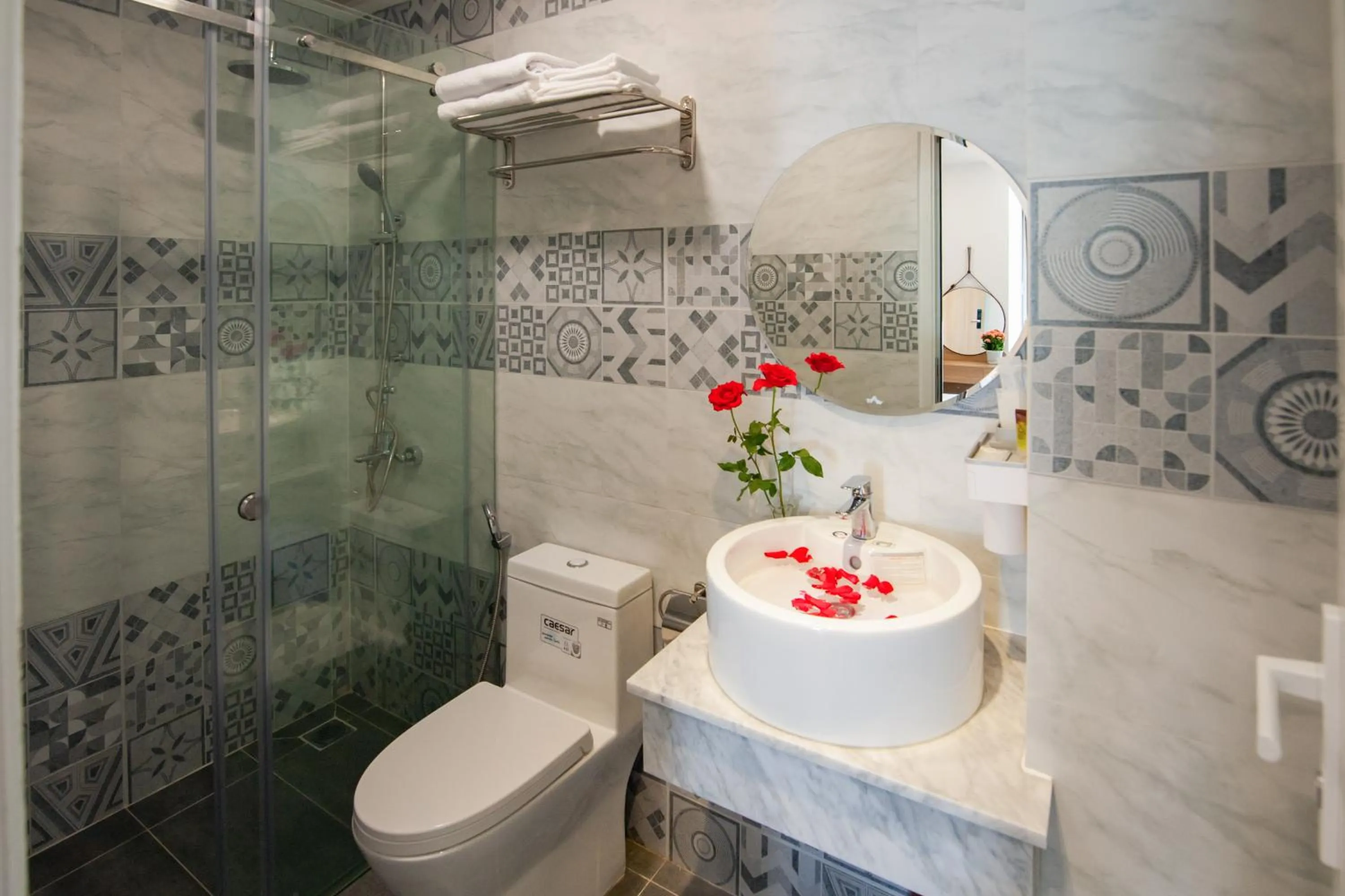 Shower in The View Hotel