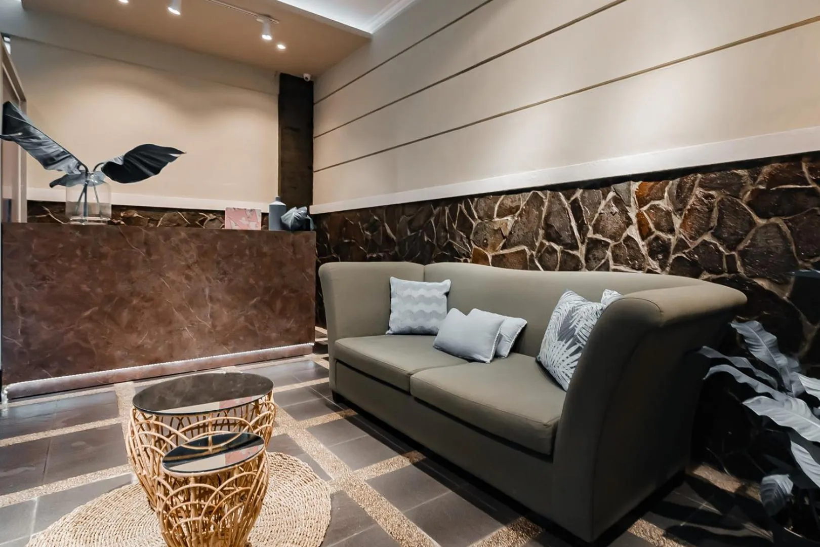 RedDoorz Plus @ Bagusrangin Street