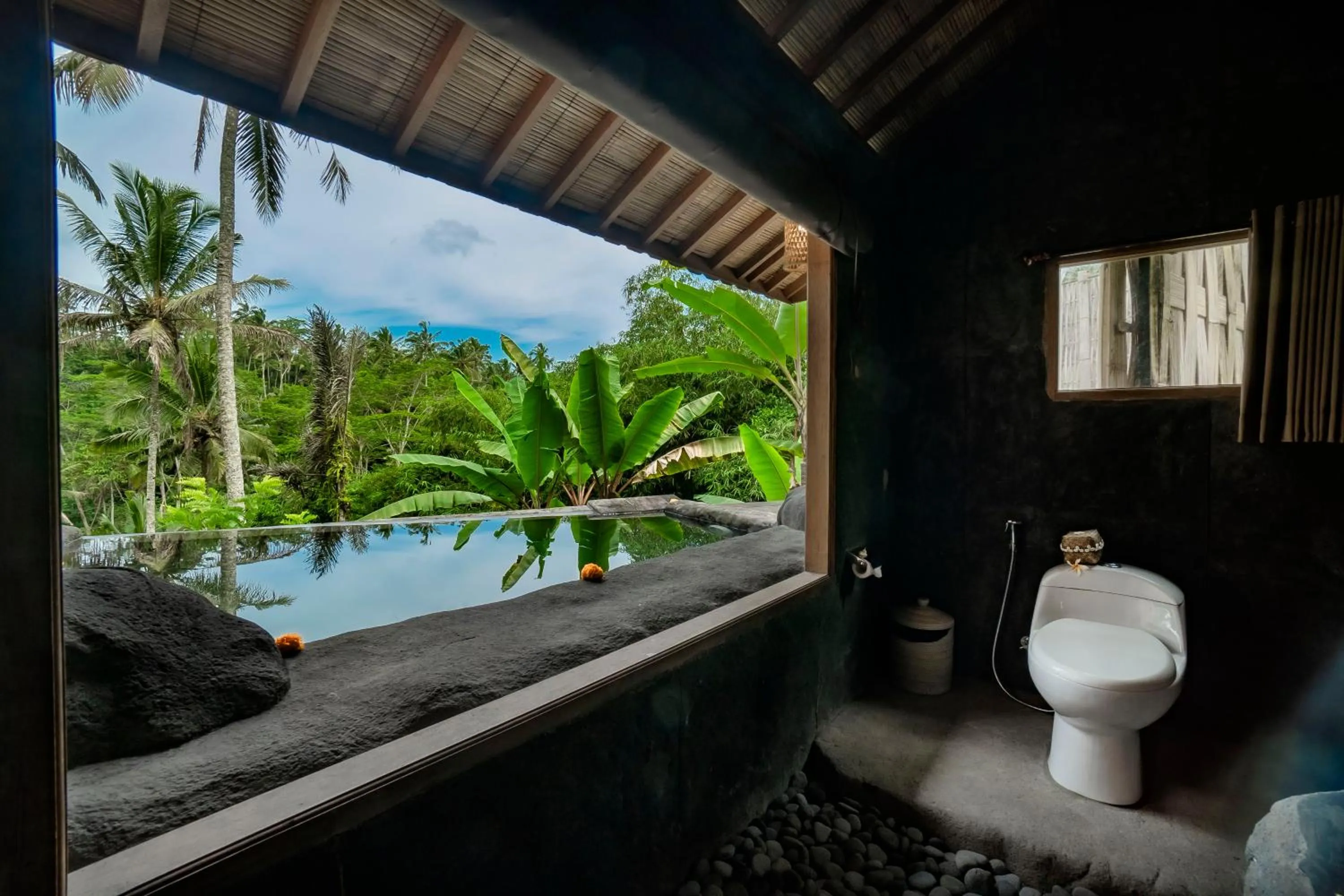 Swimming pool in Magatama Villa by Mahaputra