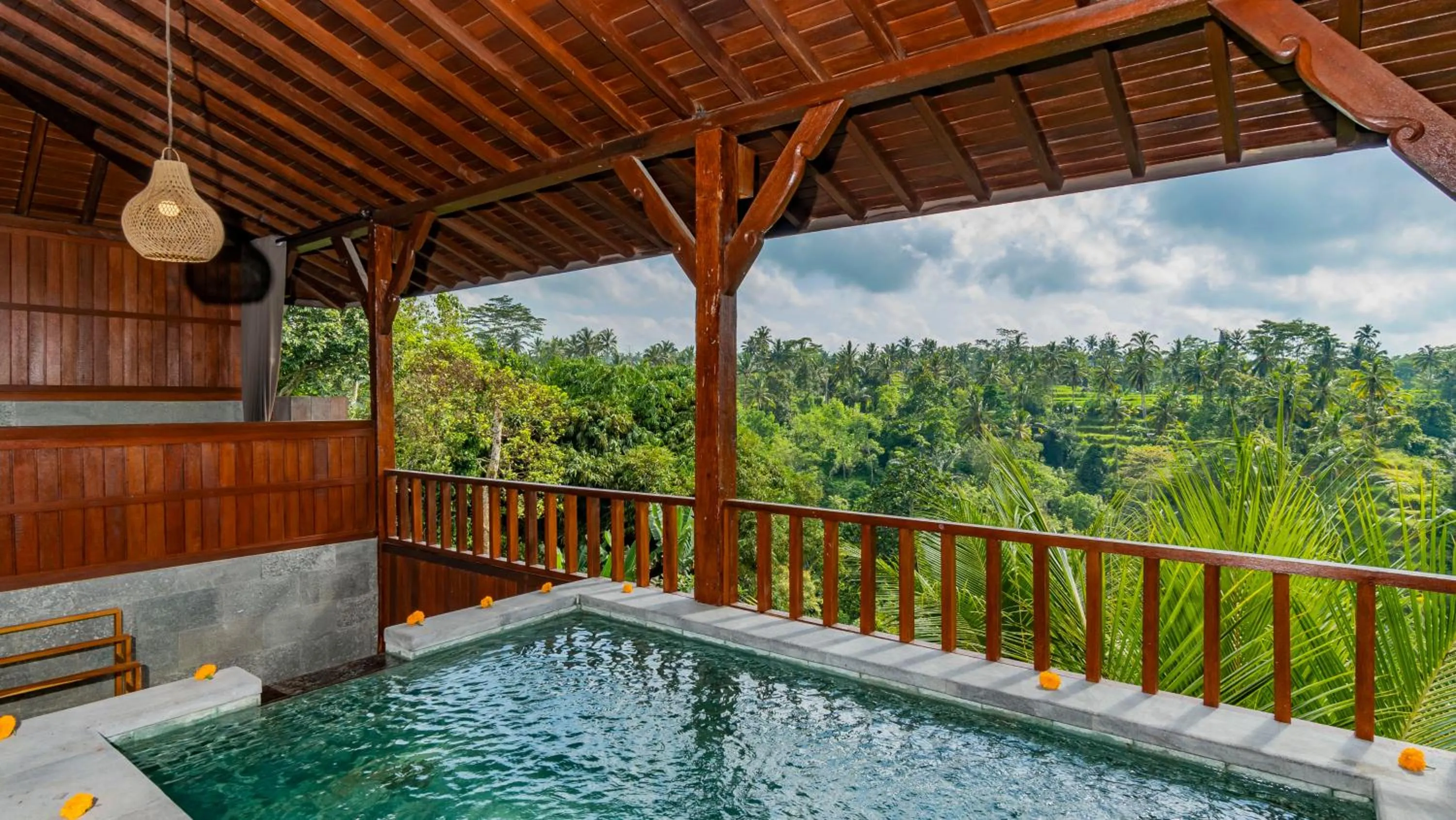 Swimming pool in Magatama Villa by Mahaputra