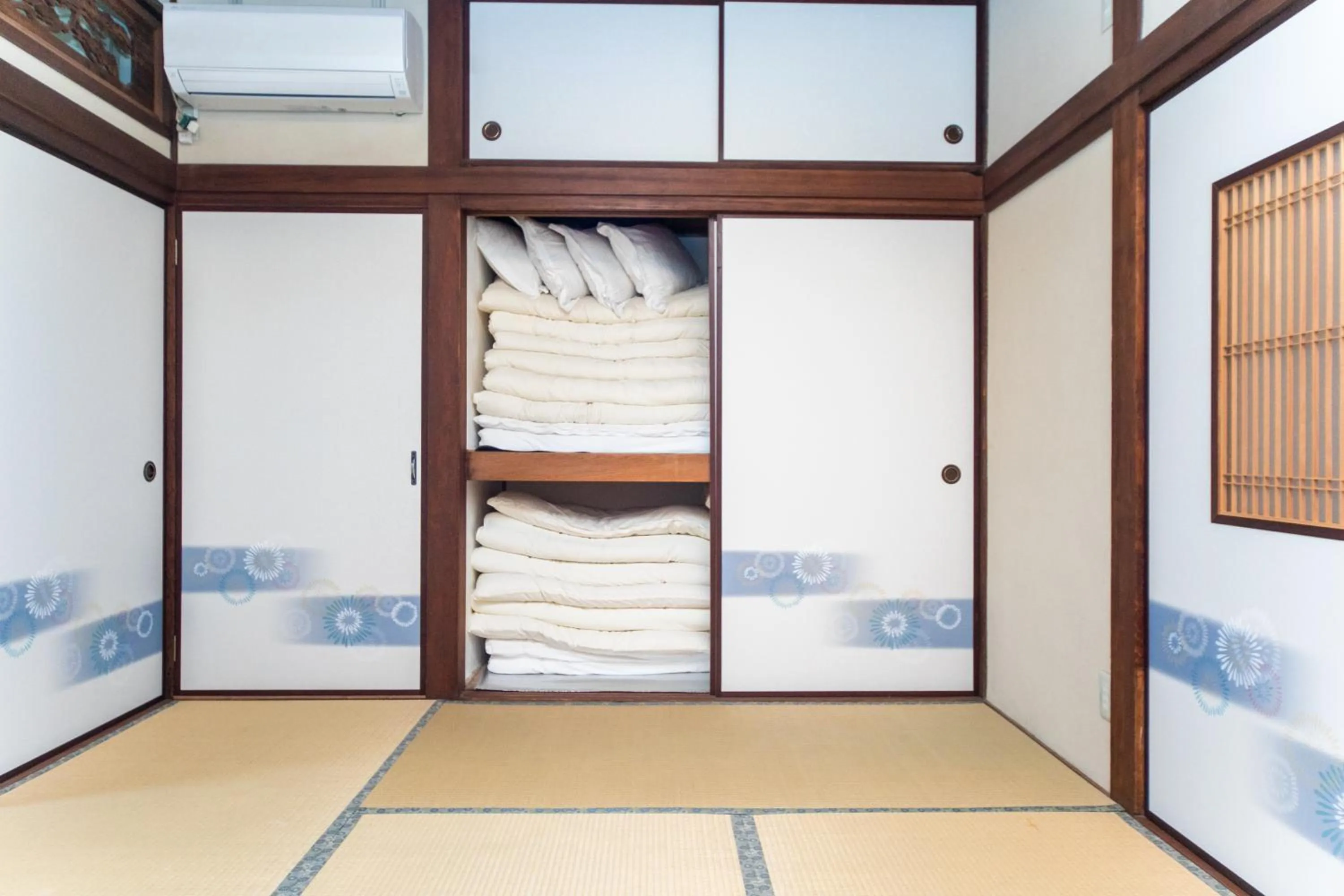 Awaji egaosakuie in Sumoto