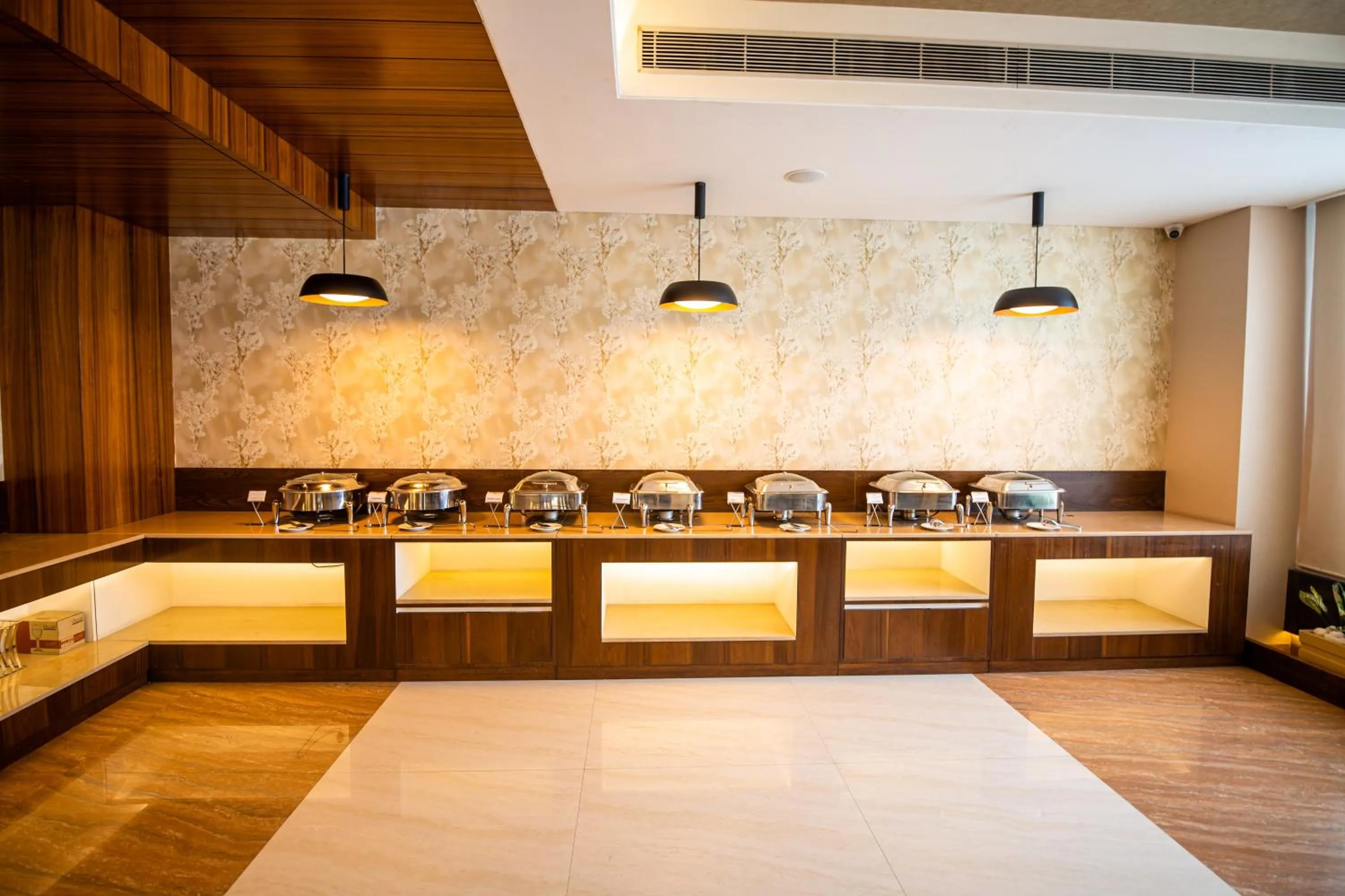 Breakfast in Pristine Hotel, Varanasi