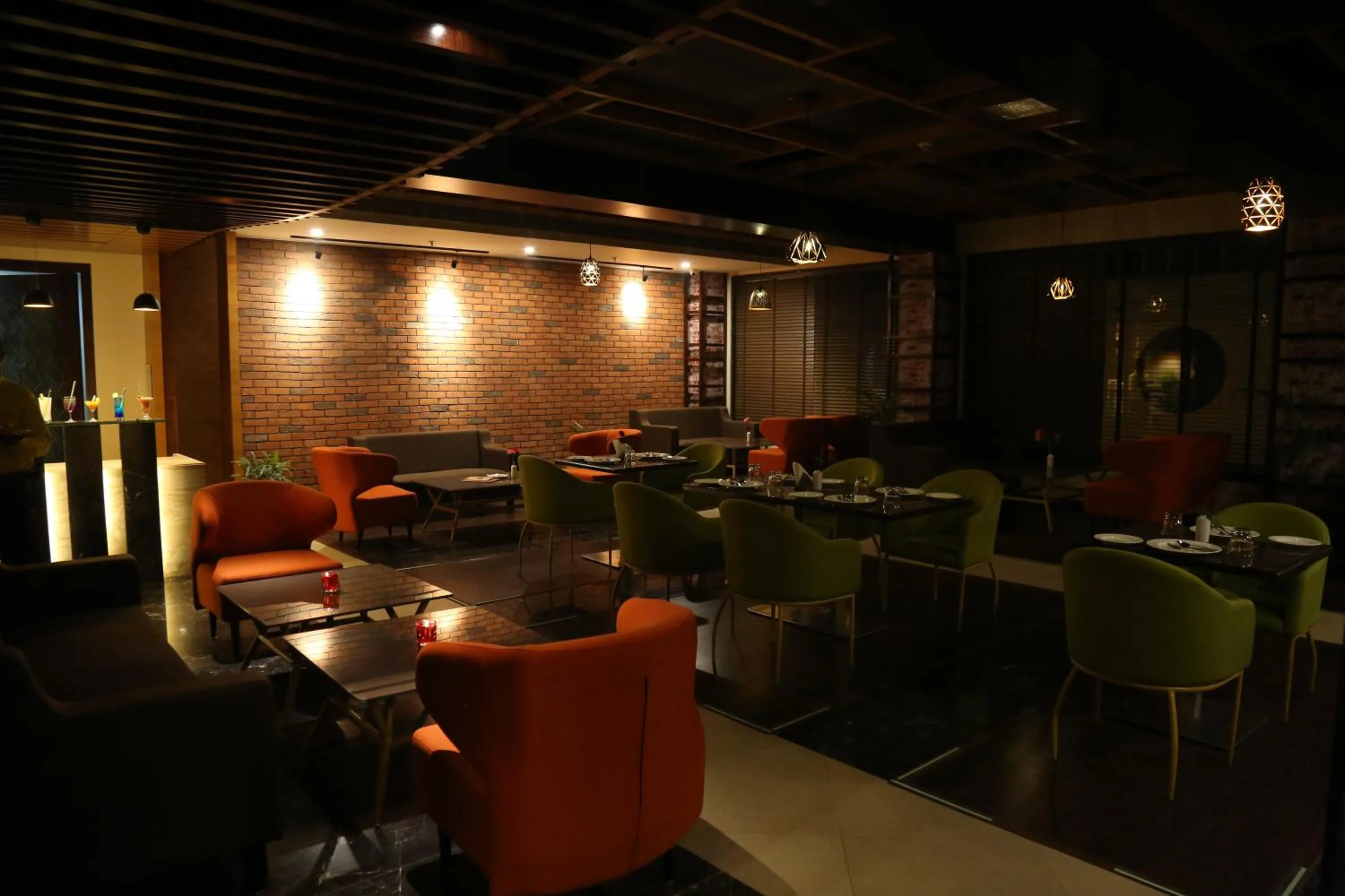 Restaurant/places to eat in Pristine Hotel, Varanasi