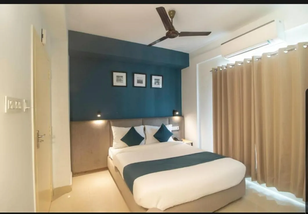 Bed in Hotel Mayfair Tower