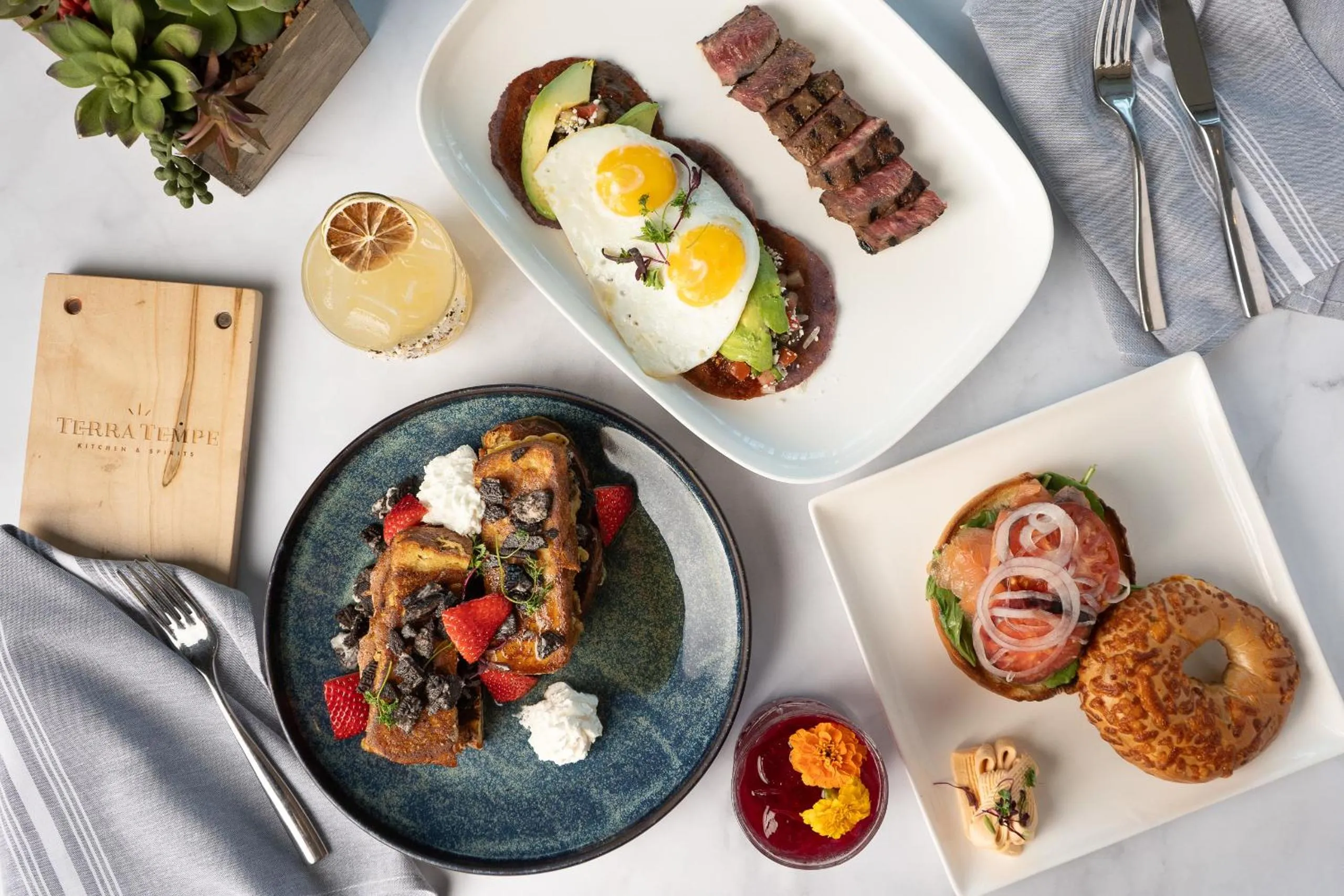 Restaurant/places to eat in The Westin Tempe