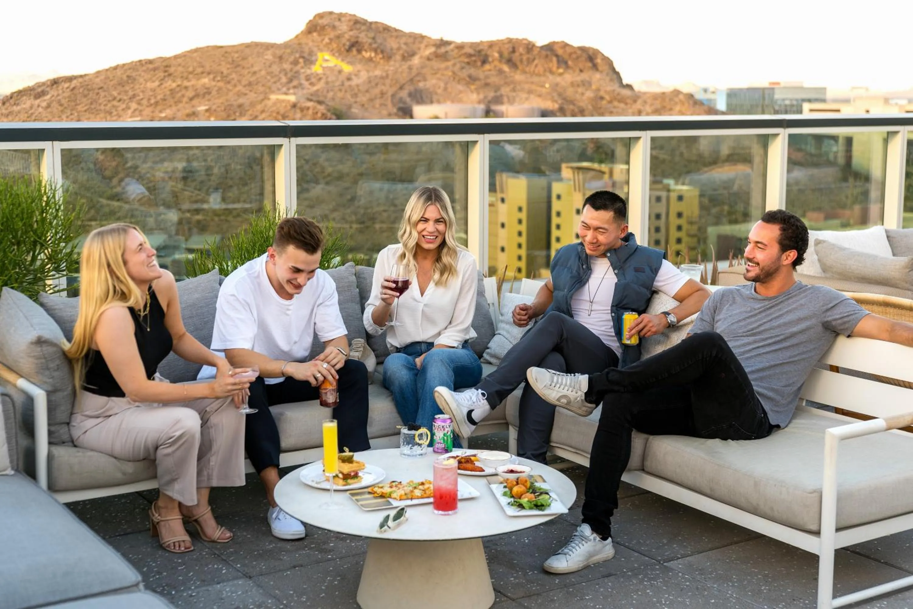 Restaurant/places to eat in The Westin Tempe