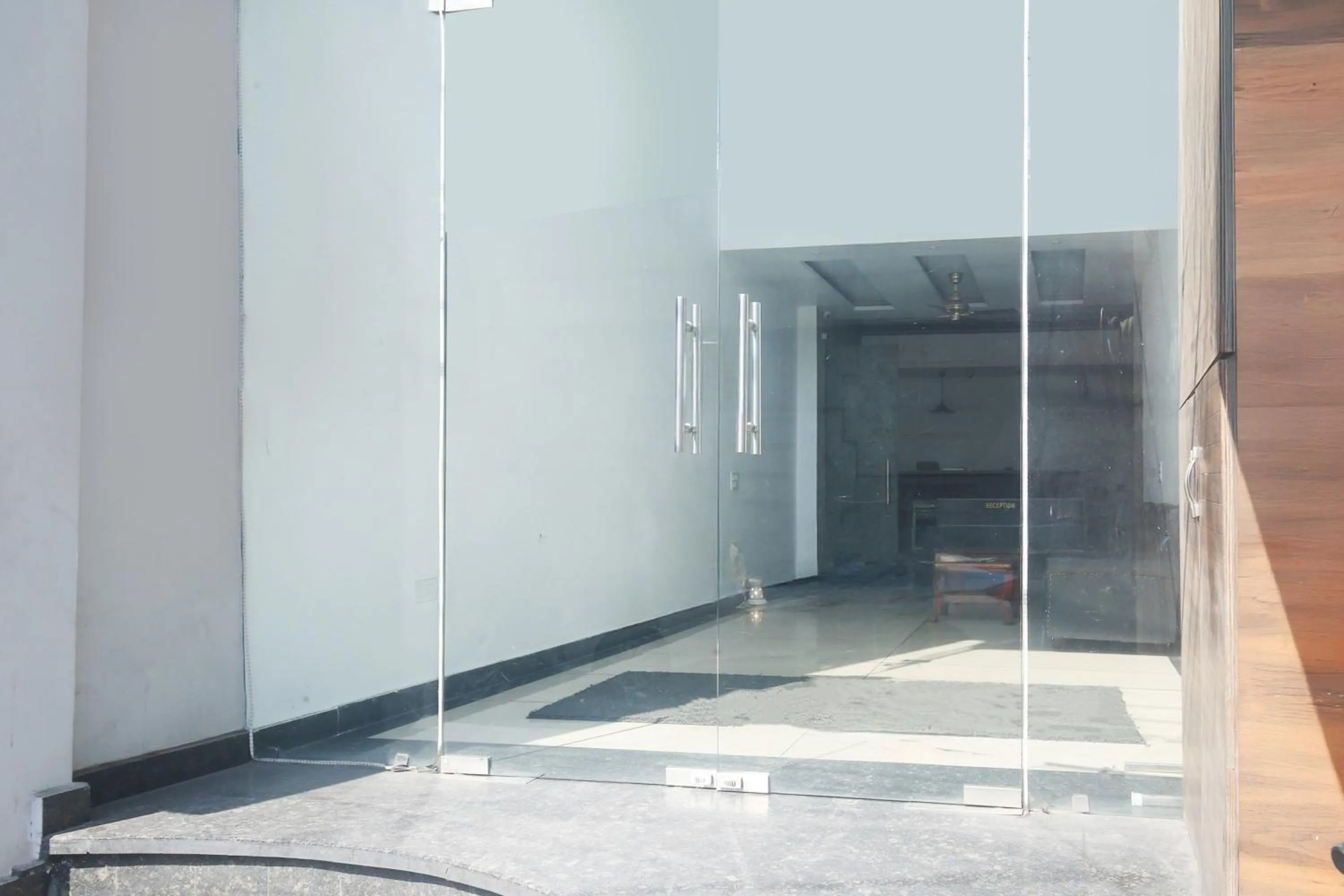 Facade/entrance in FabHotel Golden Home