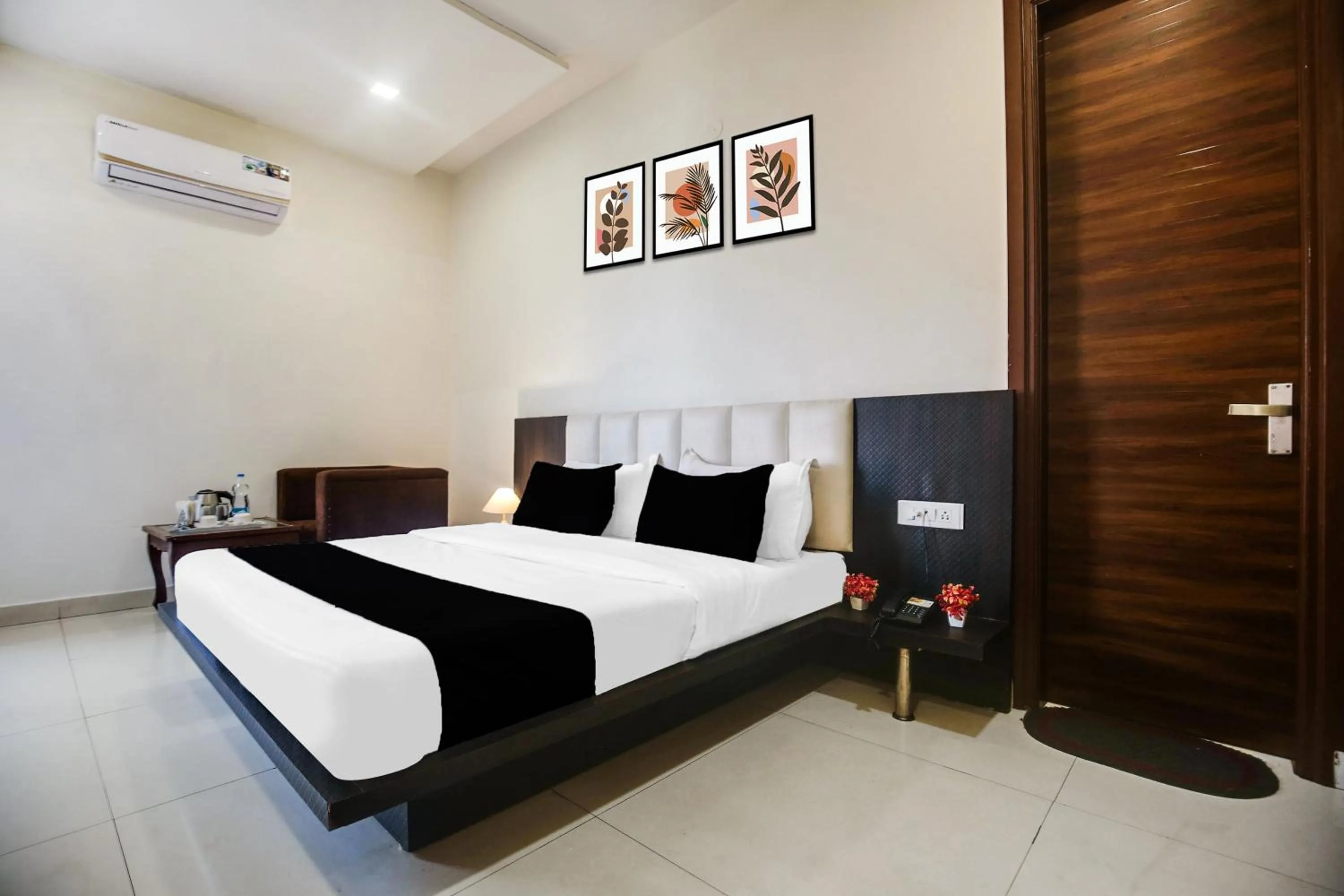 Bedroom, Bed in FabHotel Golden Home