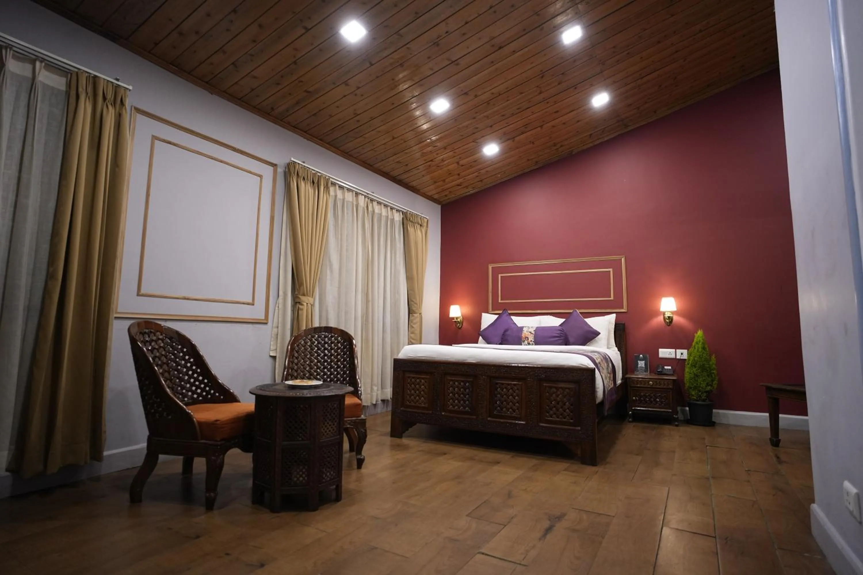 Bedroom, Bed in Mount Conifer Suites & Spa