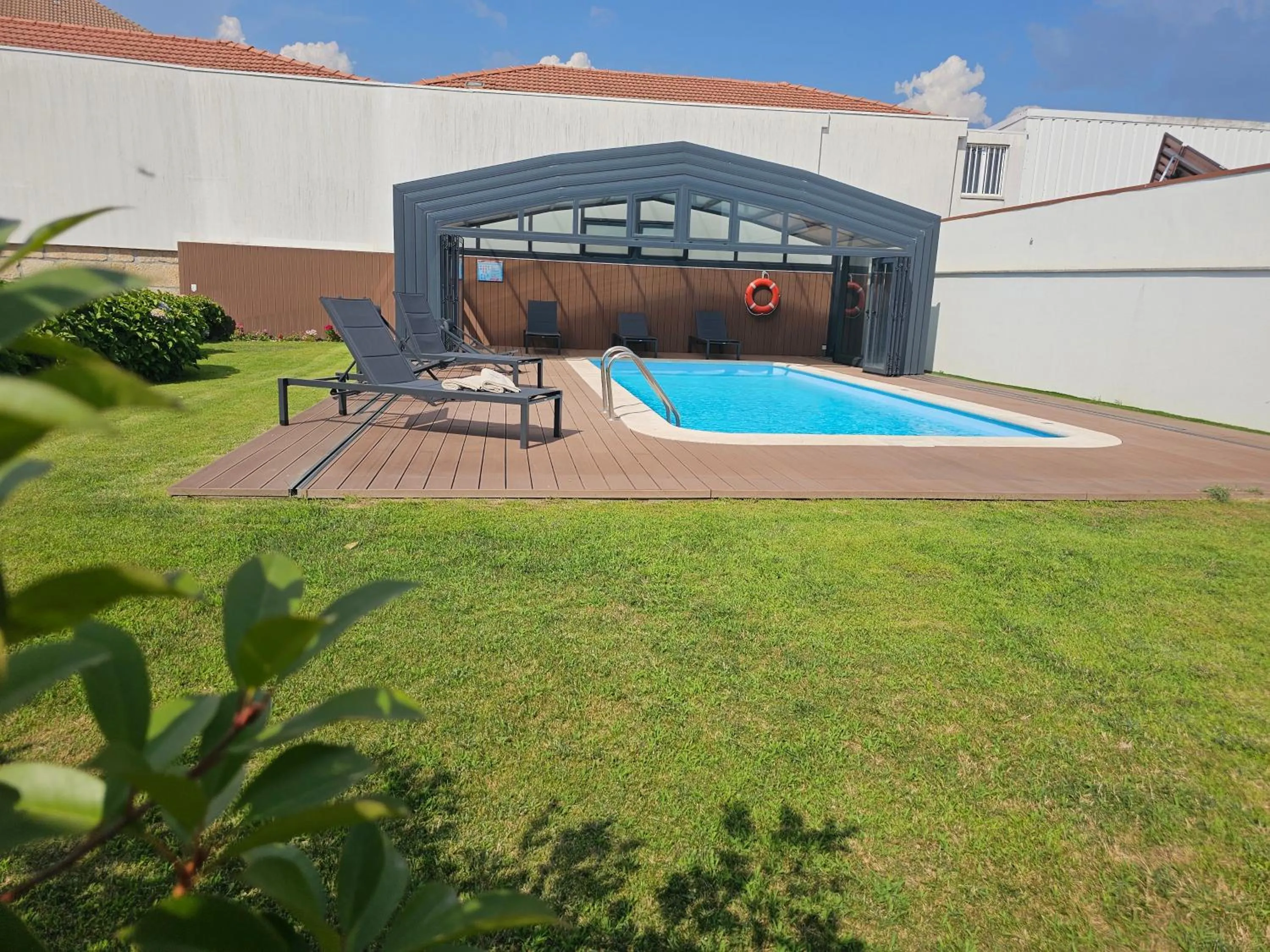 Swimming pool in Casa da Torre - Viseu