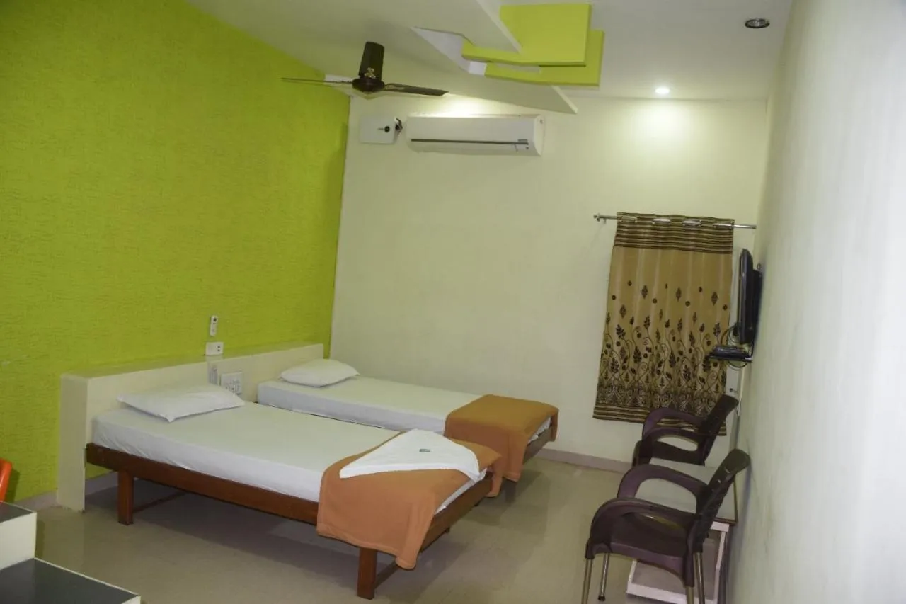 Bedroom, Bed in Hotel Uma Executive Lodging