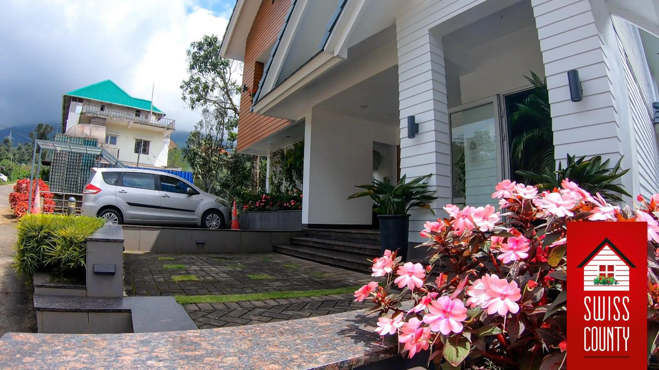 Property building in SWISS COUNTY