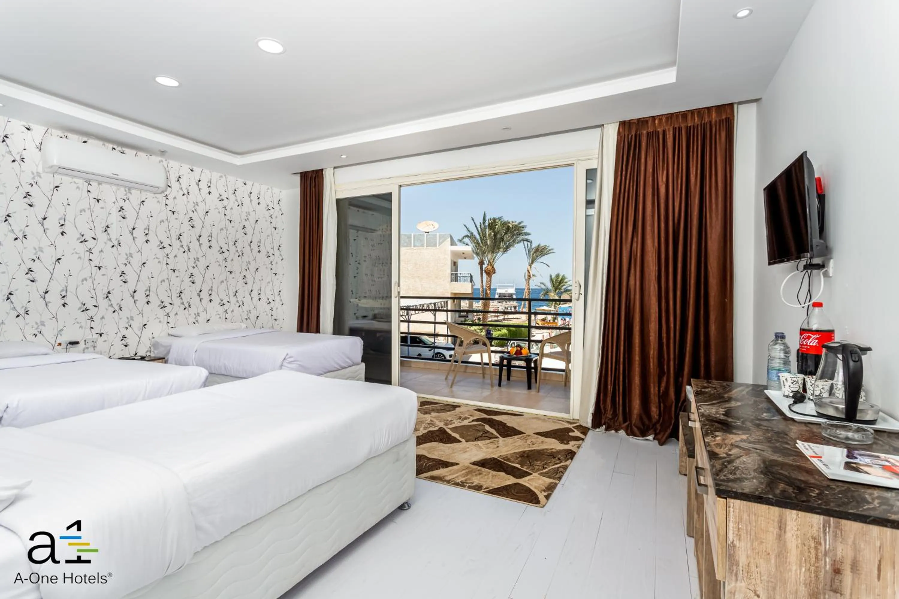 La Rosa Waves Beach - Couple & Families Only