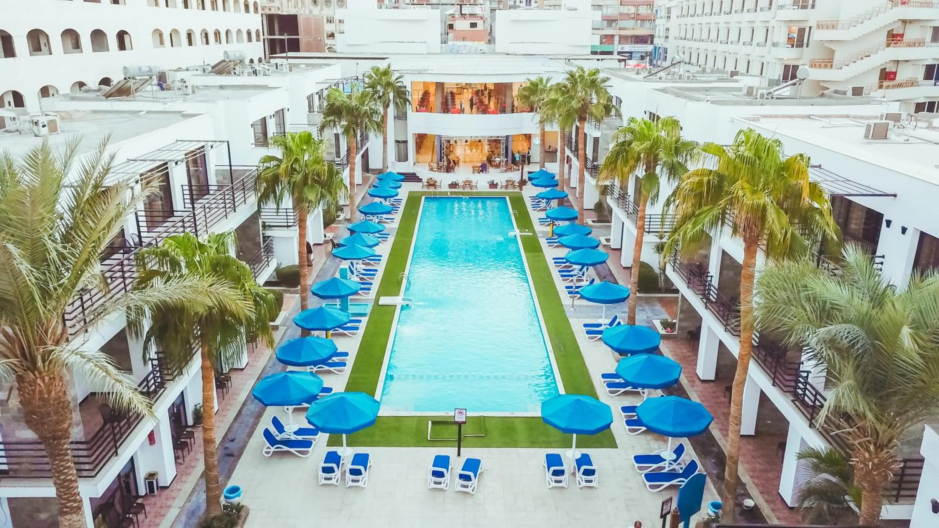 Pool view in La Rosa Waves Beach - Couple & Families Only